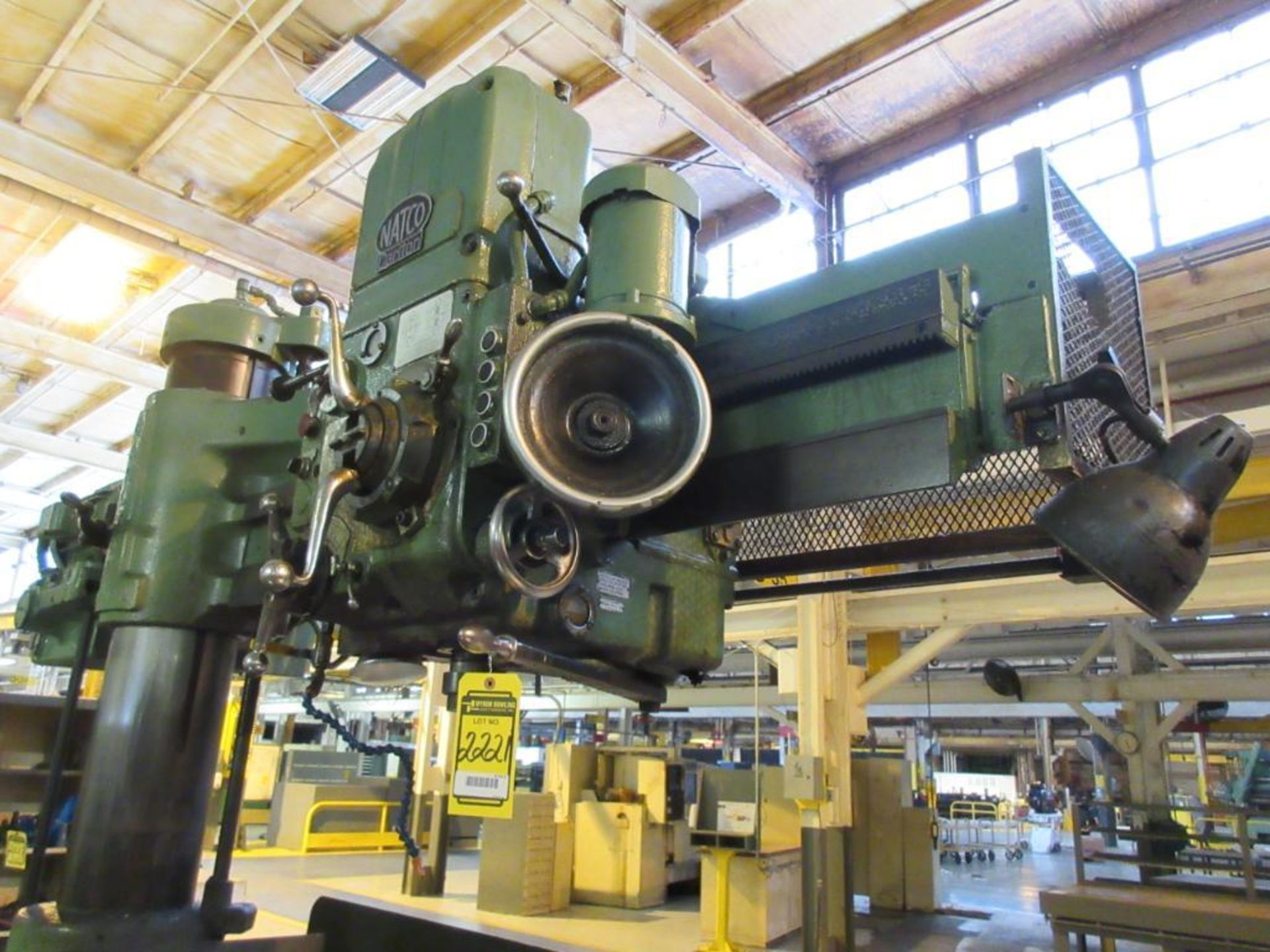 NATCO CARLTON RADIAL ARM DRILL, 11 IN. COLUMN X 5 FT. ARM, DOUBLE CONTOUR KNEE BED, MODEL 1A, S/N - Image 3 of 6