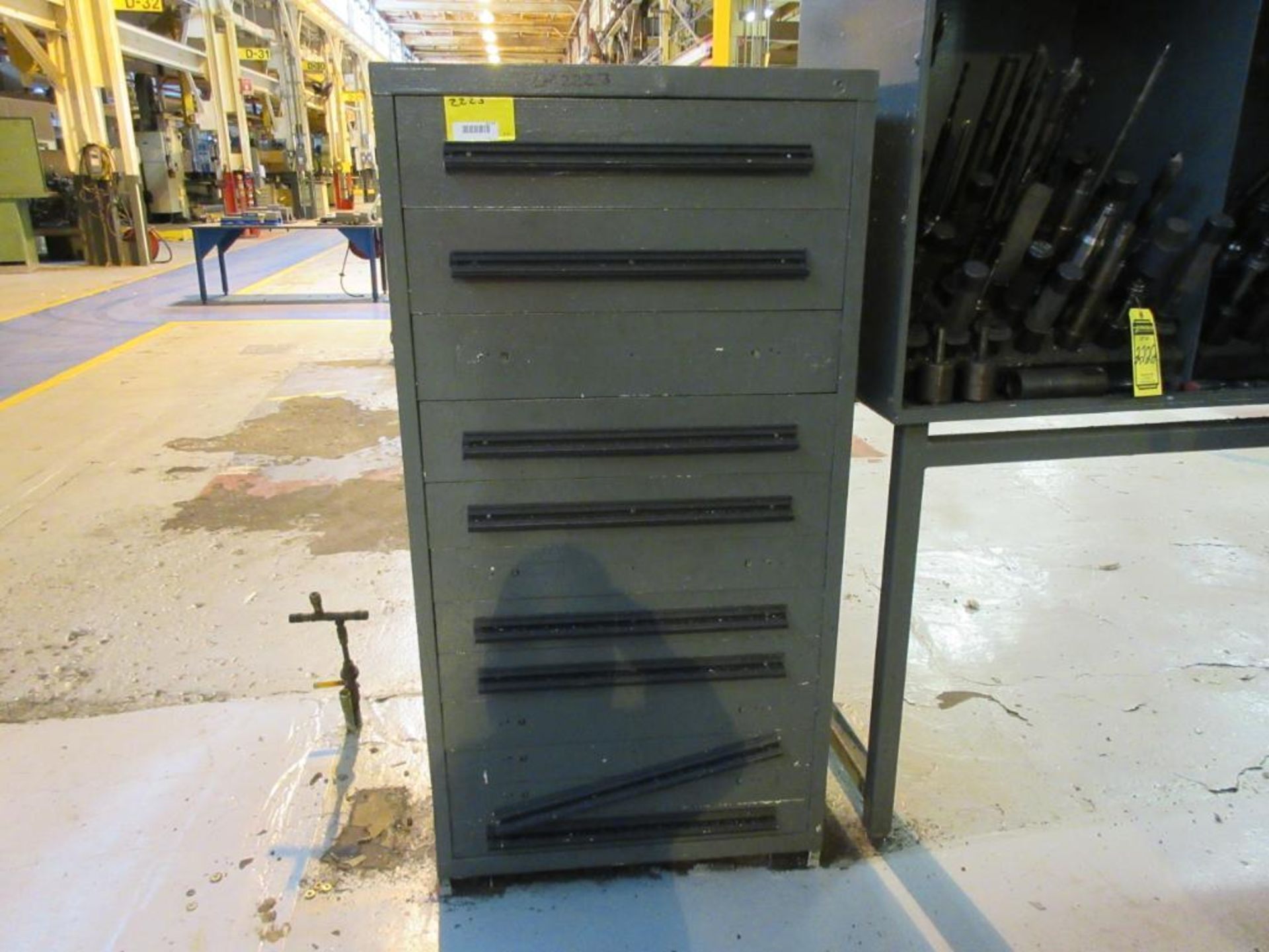 VIDMAR CABINET W/ DRILL TOOLING