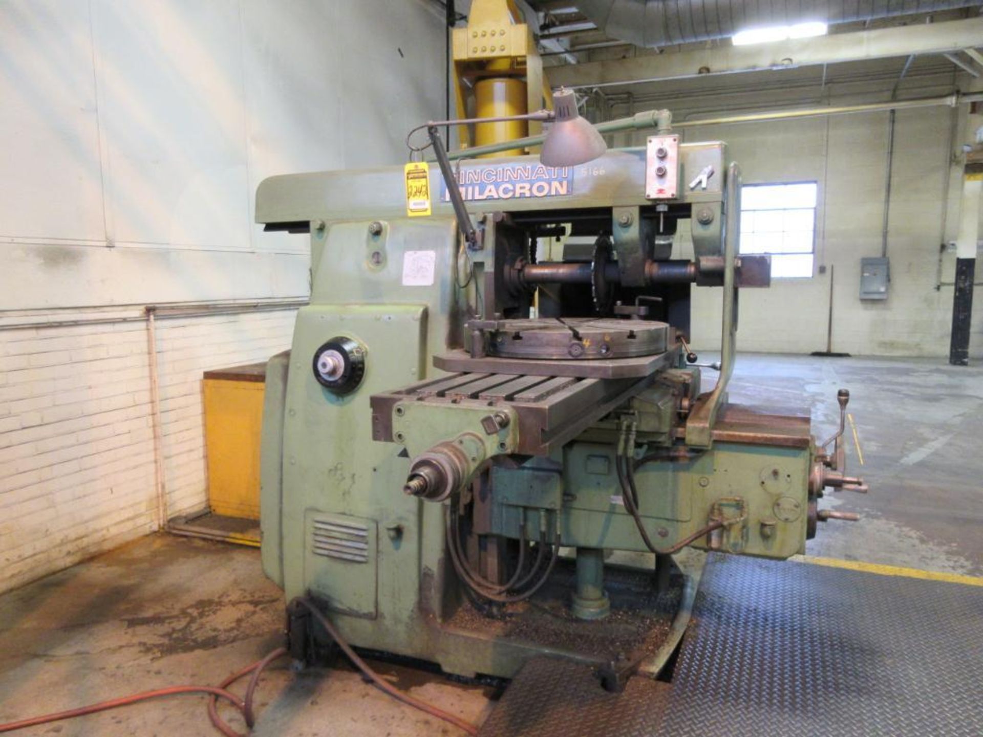 CINCINNATI MILACRON HORIZONTAL BED TYPE MILL, MODEL 315-16 SERIES E DIAL TYPE, S/N 11A3P1AME, W/