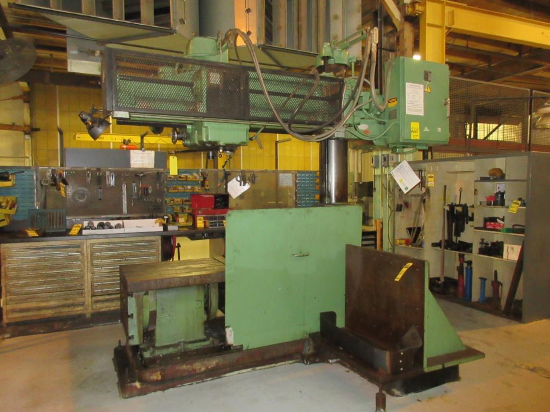 NATCO CARLTON RADIAL ARM DRILL, 11 IN. COLUMN X 5 FT. ARM, DOUBLE CONTOUR KNEE BED, MODEL 1A, S/N - Image 6 of 6