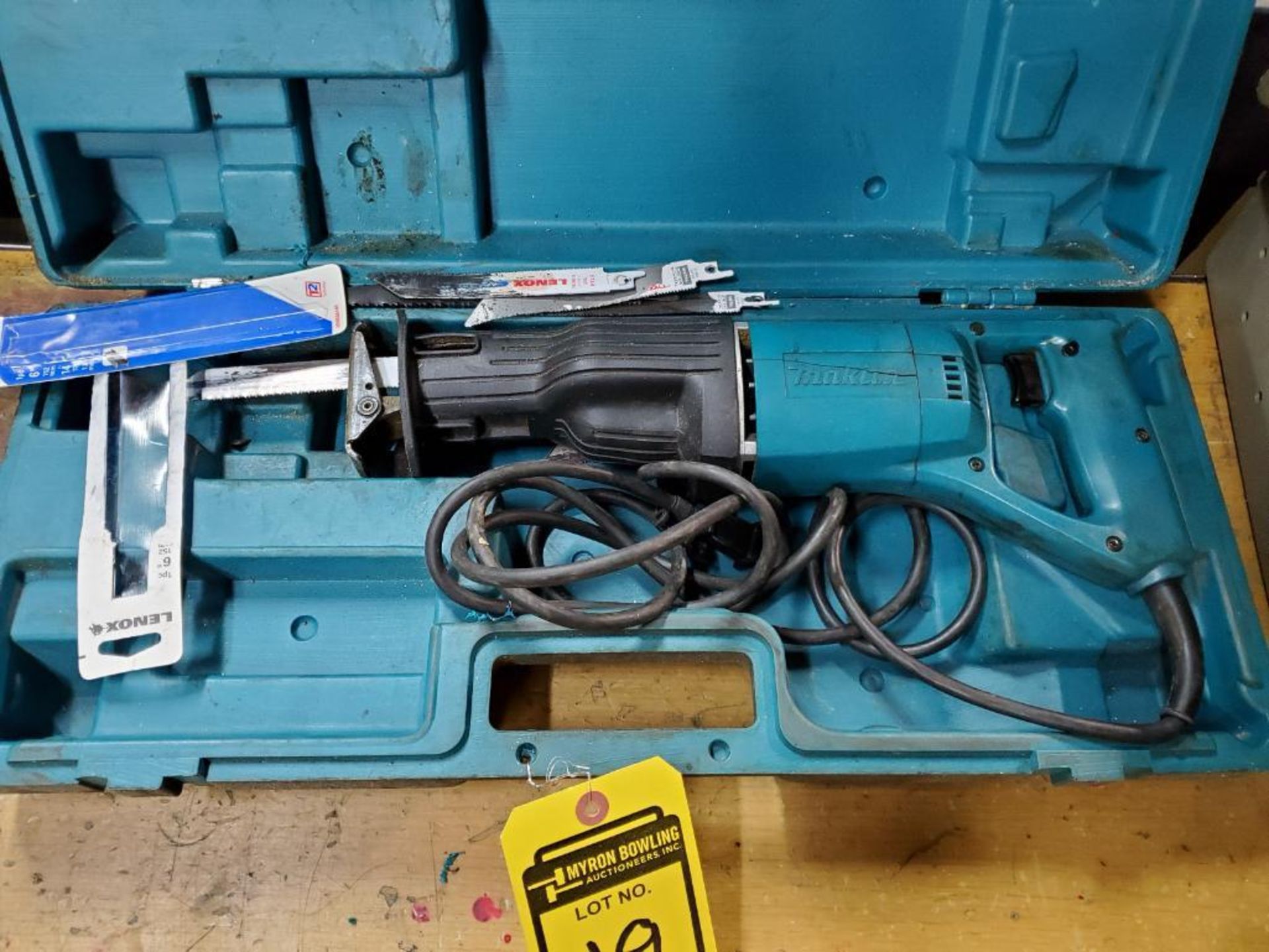 MAKITA RECIPROCATING ELECTRIC SAW - Image 2 of 3