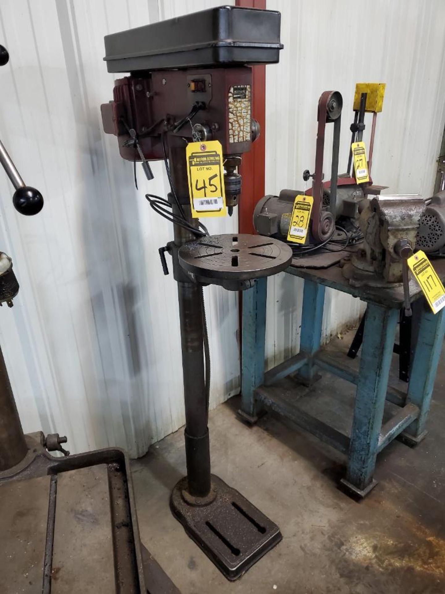 NORTHERN 16-SPEED VERTICAL FLOOR DRILL PRESS, 11-1/4'' DIA TABLE, 200-3850 RPM, 5/8'' MAX DRILLING - Image 2 of 5