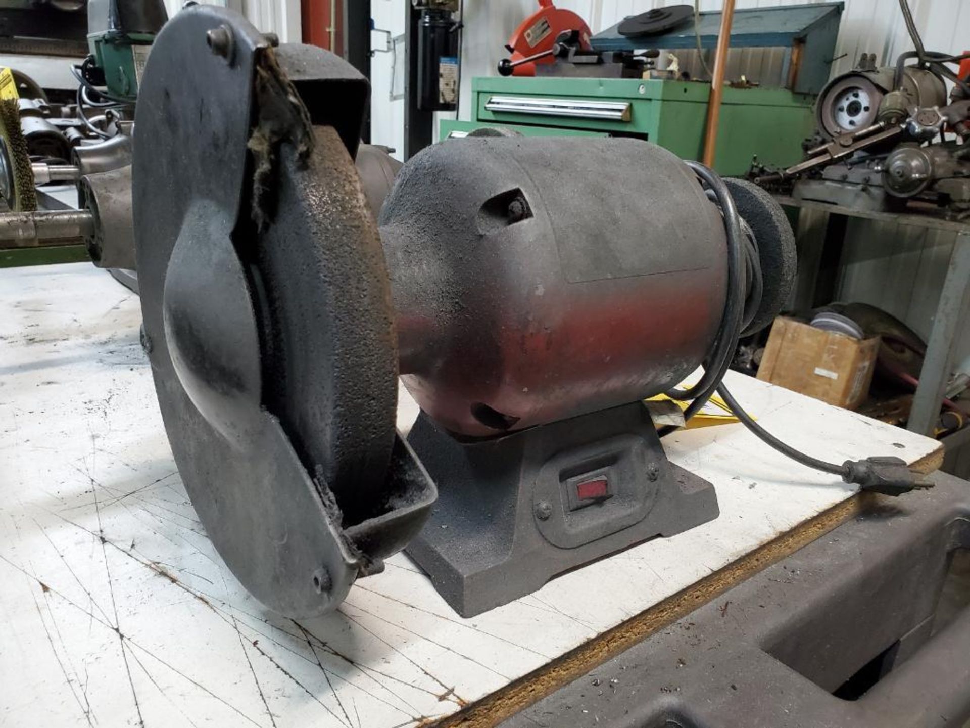 6'' DOUBLE END BENCH GRINDER - Image 2 of 2