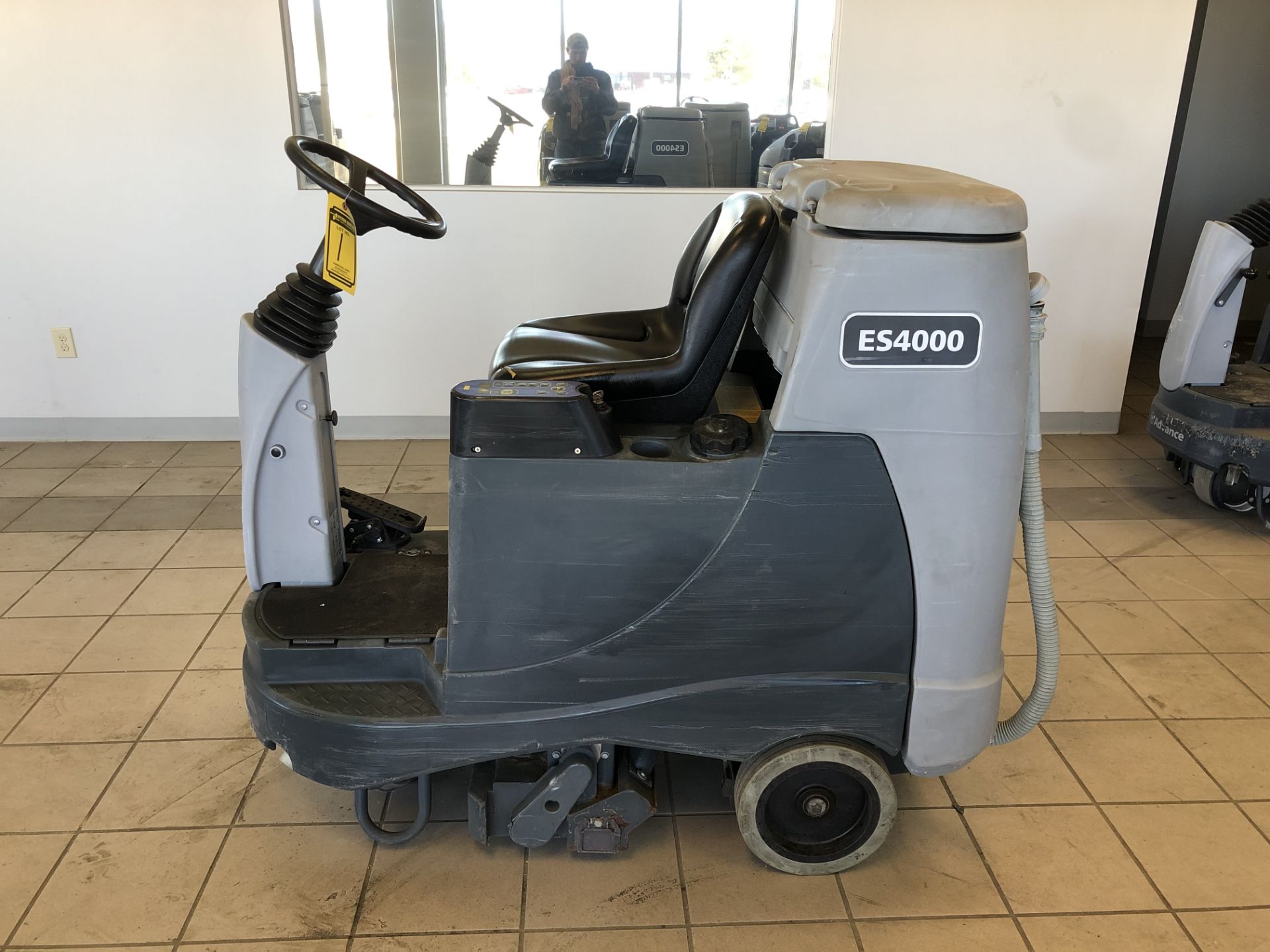 2016 ADVANCE RIDE-ON FLOOR SCRUBBER, MODEL: ES4000, S/N: 3000178054, 24-VOLT, WEIGHT: 1,447-LBS.,