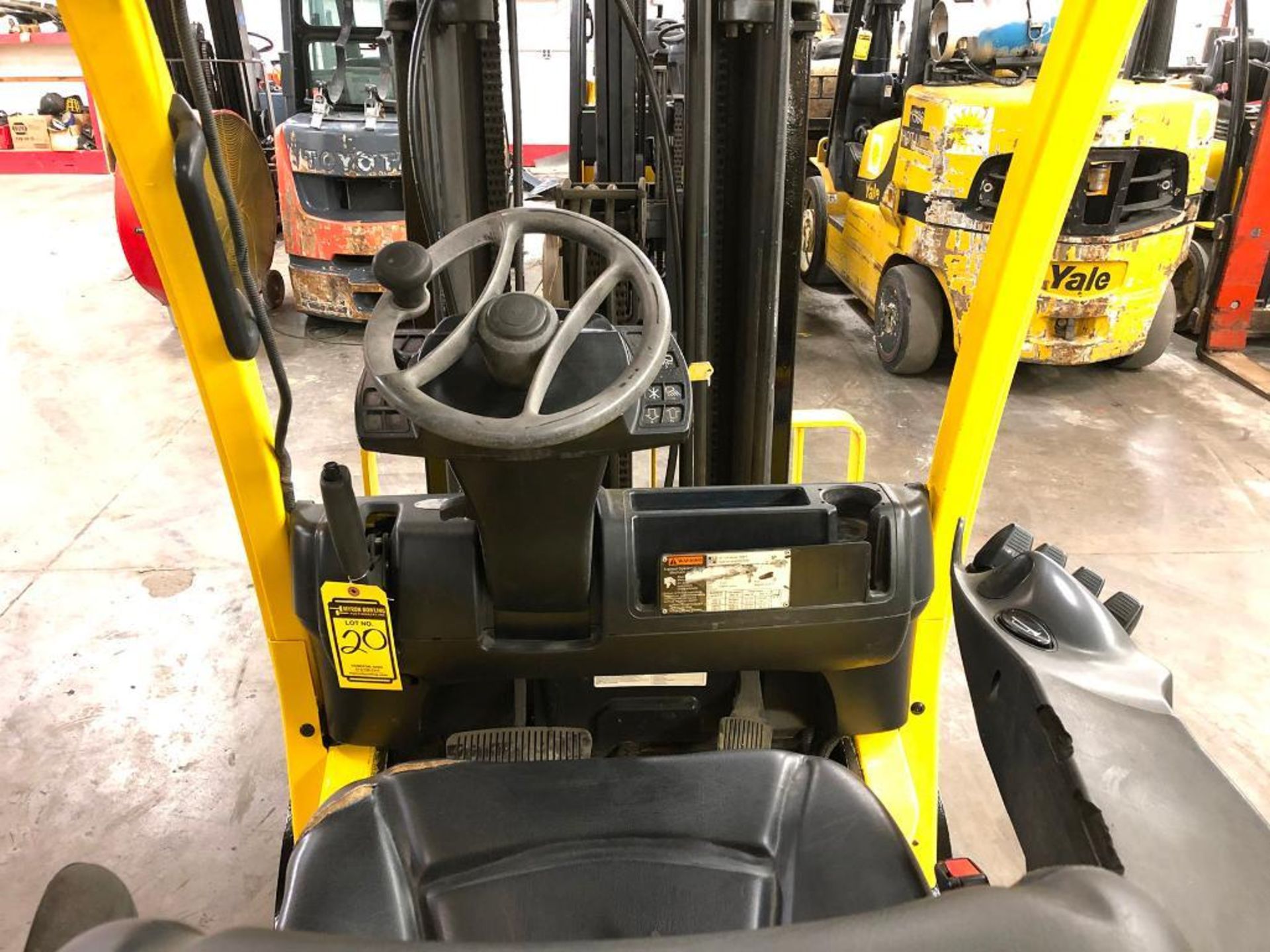 2014 HYSTER 6,000-LB., MODEL S60FT, S/N G187V02703M, LPG, LEVER SHIFT TRANSMISSION, SOLID TIRES, - Image 6 of 6