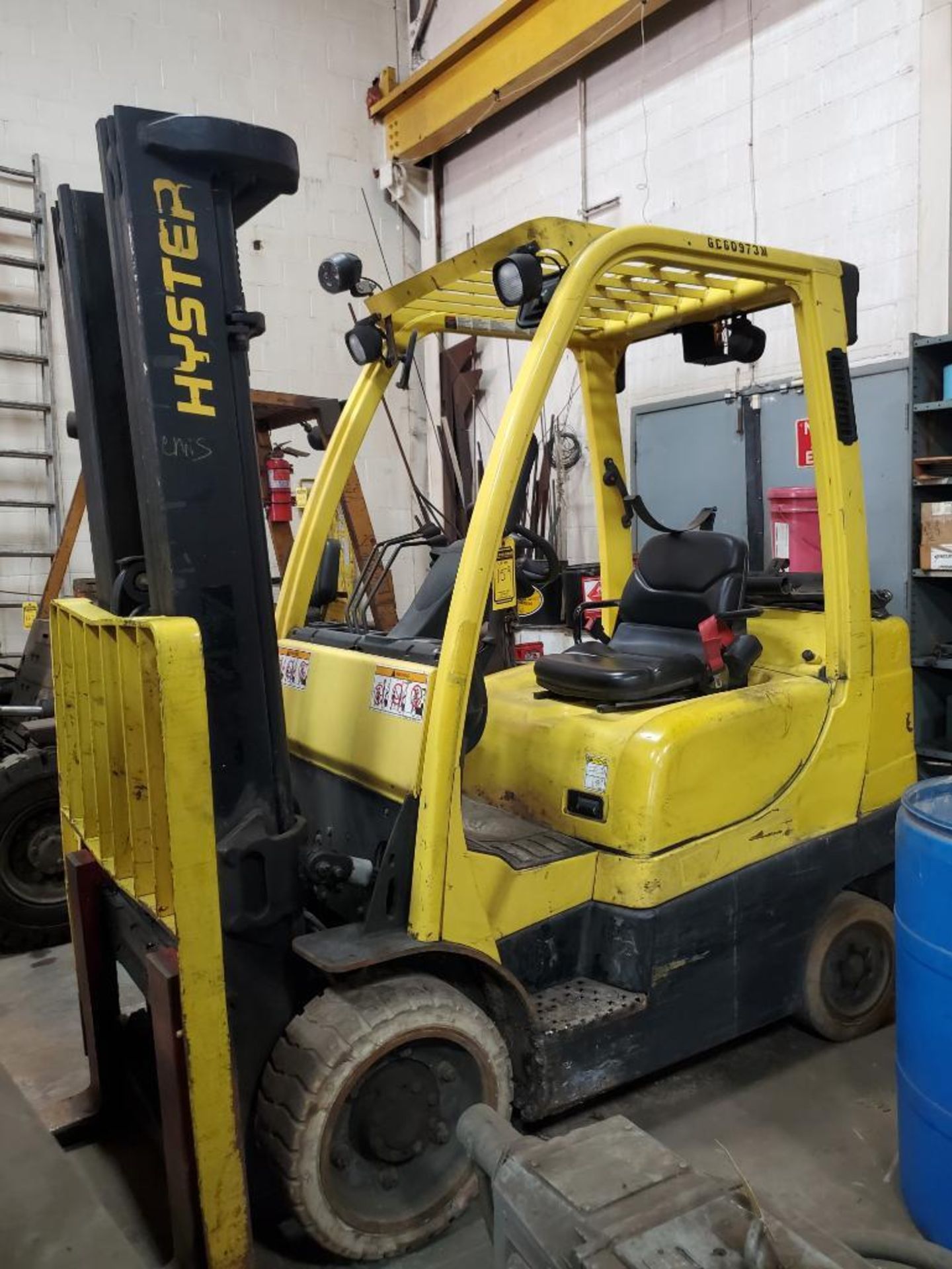 2007 HYSTER 6,000 LBS. FORKLIFT, MODEL S60FT, S/N F187V08973E, SIDESHIFT, 187.8'' LIFT HEIGHT, 3-