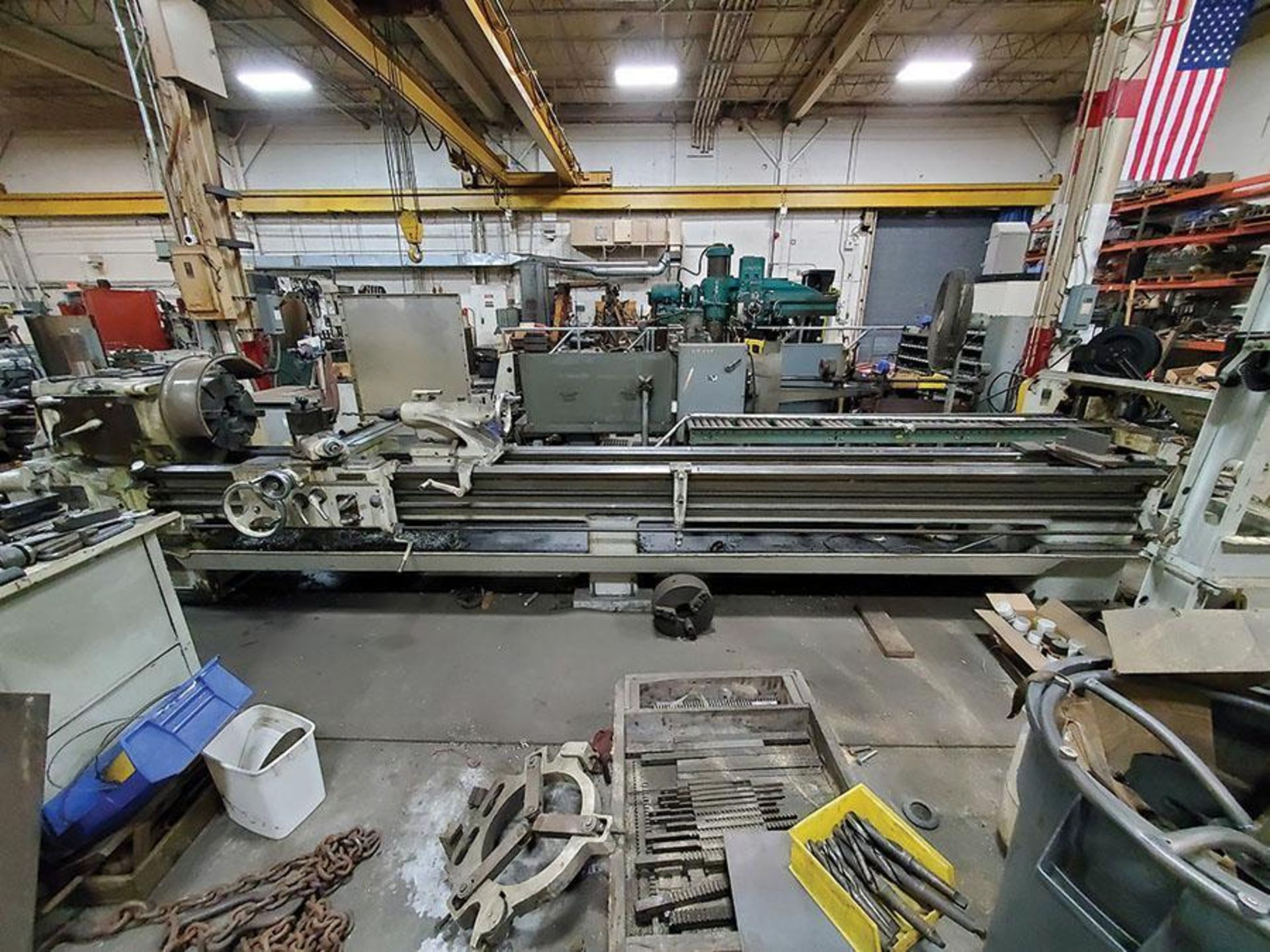 SYDNEY ENGINE LATHE, 16' BED, 2'' BAR THROUGH SPINDLE, 24-720 SPINDLE SPEEDS, TAILSTOCK, CROSS