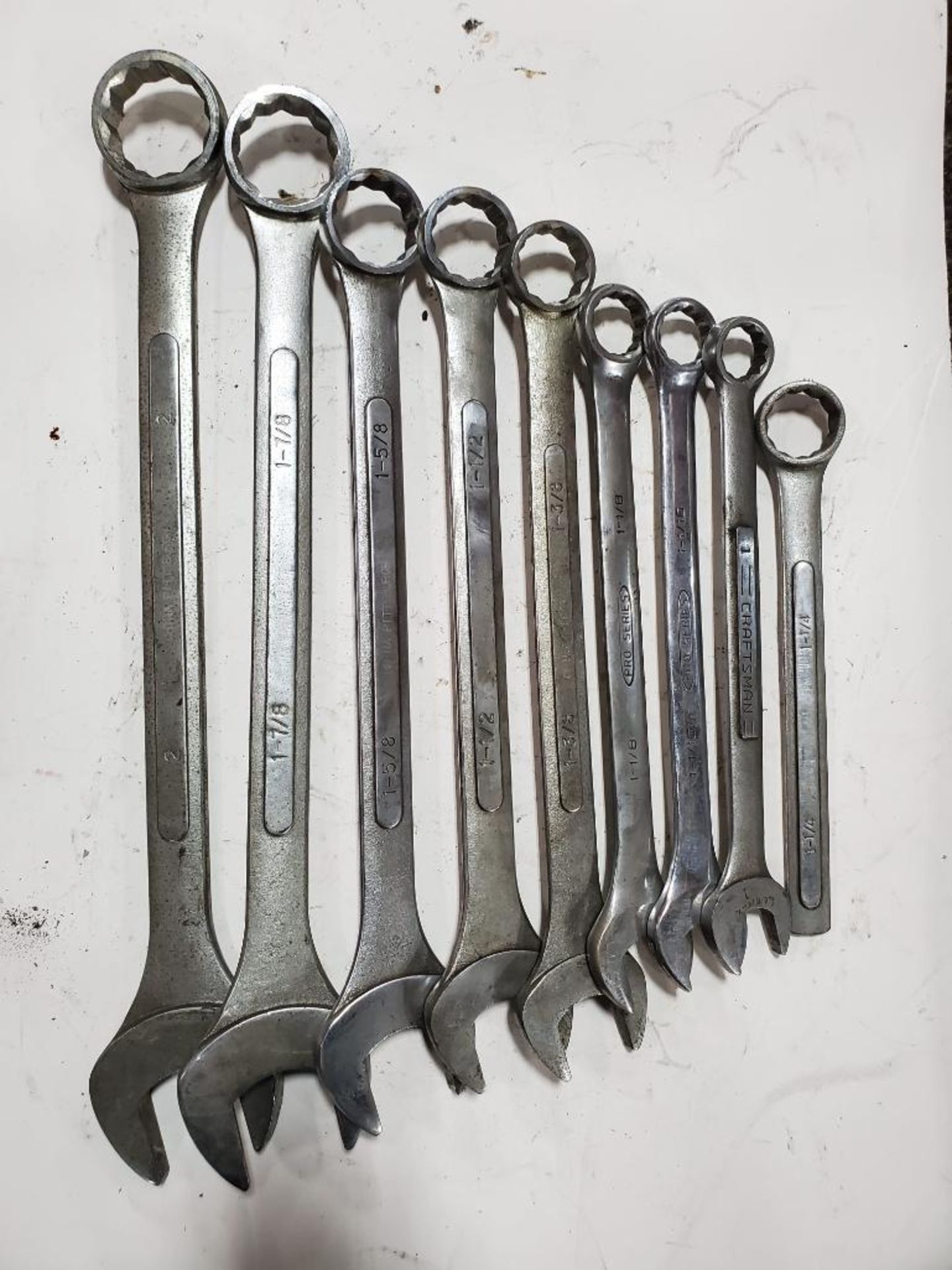 SET OF WRENCHES, 1'' TO 2''