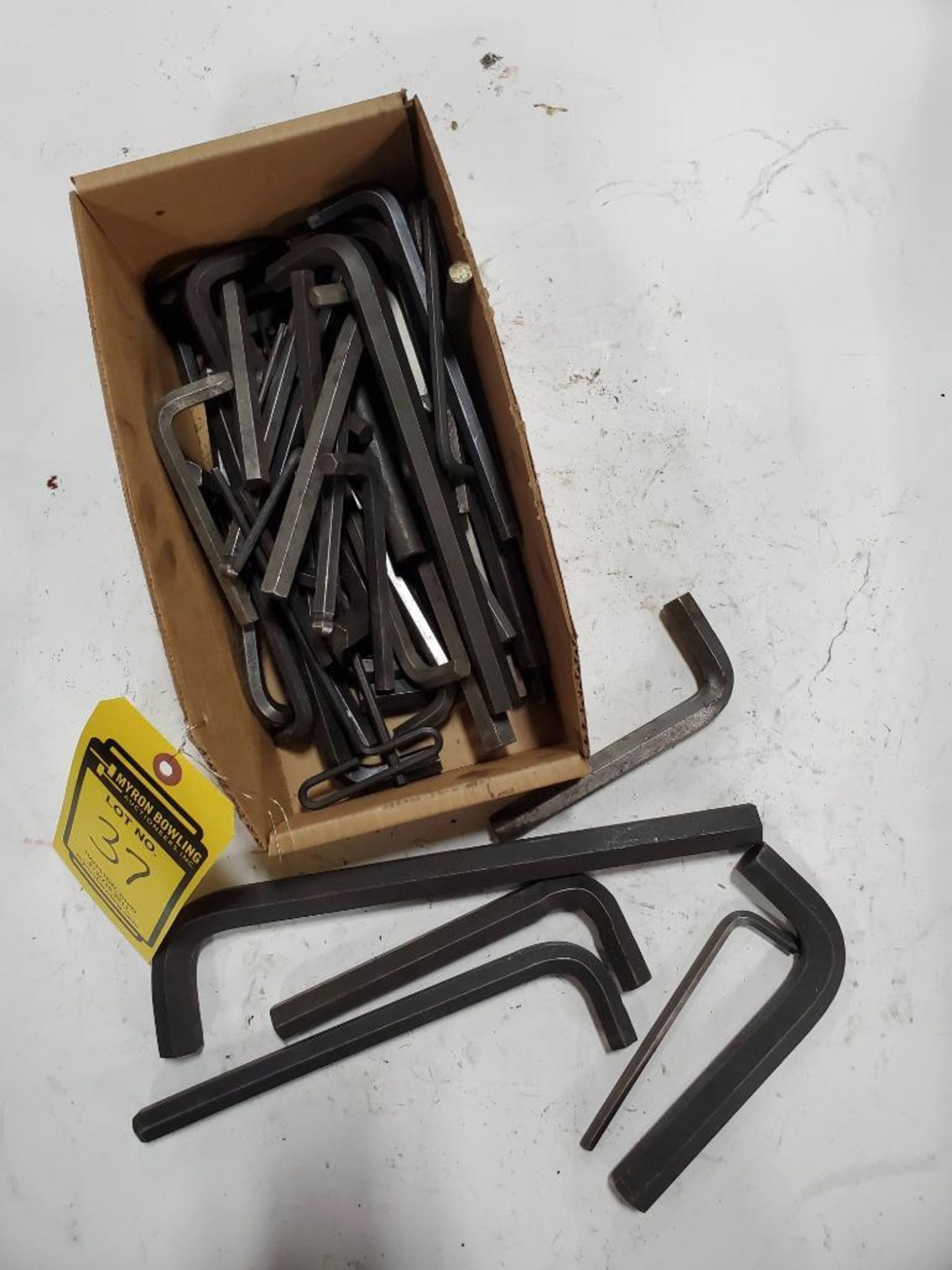 LOT OF ASSORTED ALLEN WRENCHES