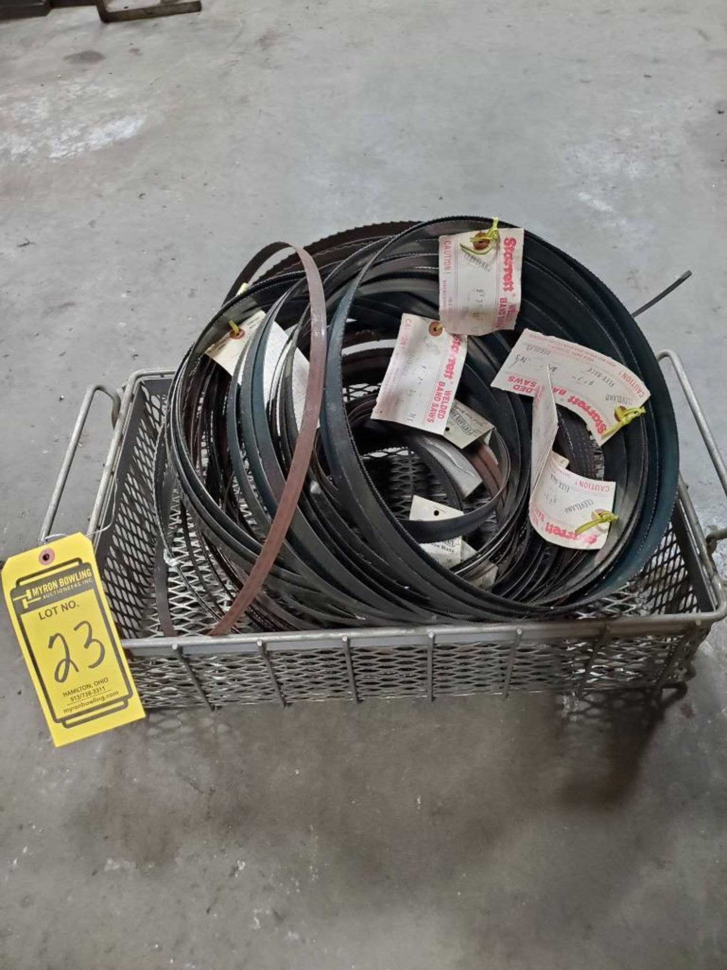 LOT OF ASSORTED BANDSAW BLADES