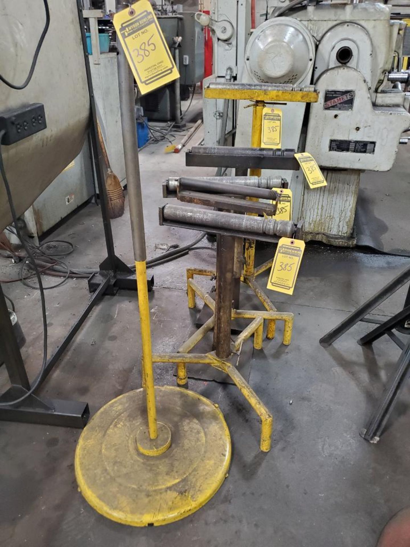 LOT OF ASSORTED ROLLER STANDS