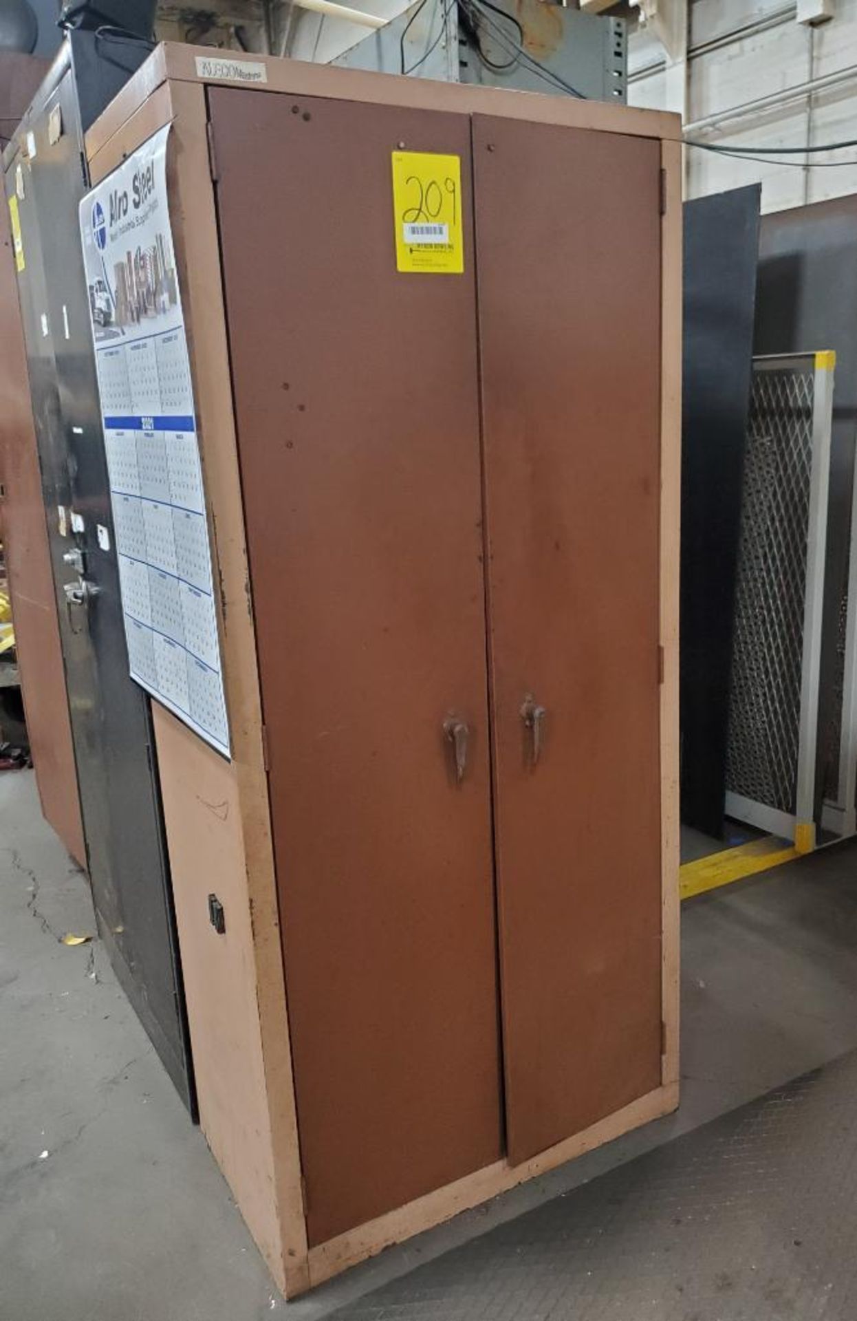 2-DOOR CABINET