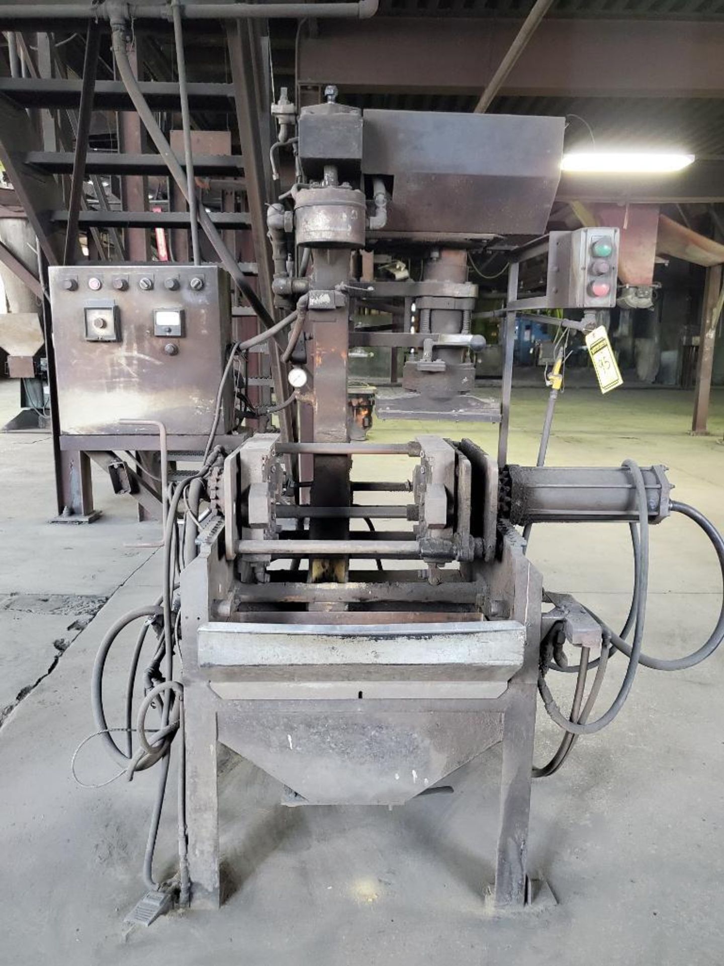 REDFORD SHELL FORM MACHINE, SAND INJECTOR