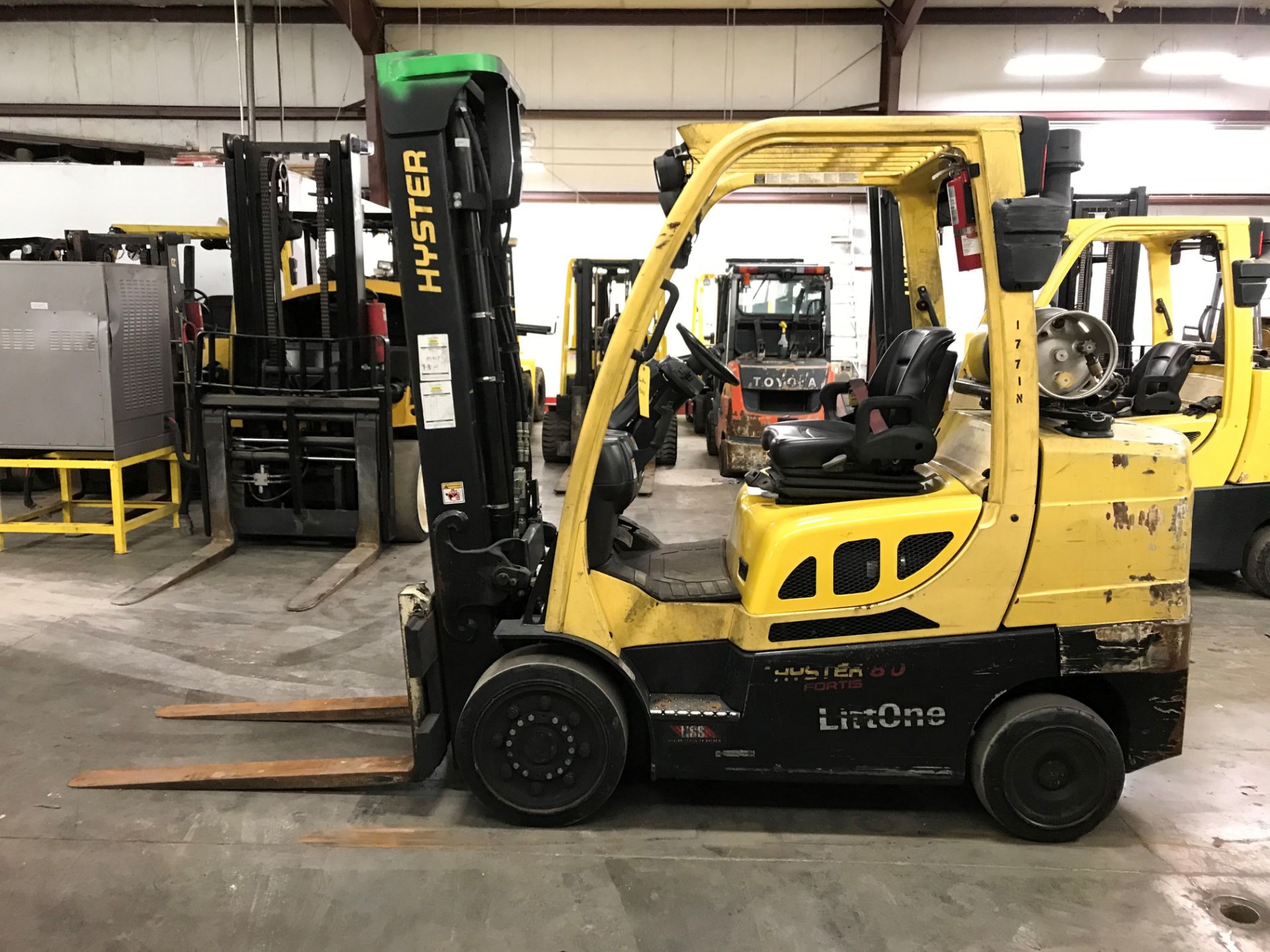 2015 HYSTER 8,000-LB. FORKLIFT, MODEL S80FT, 10,225 HOURS, 2-STAGE MAST, SOLID CUSHION TIRES, LPG,