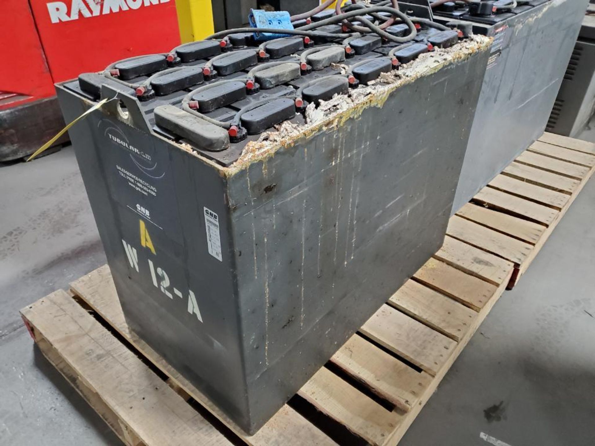 GNB 48 VOLT FORKLIFT BATTERY - Image 2 of 3