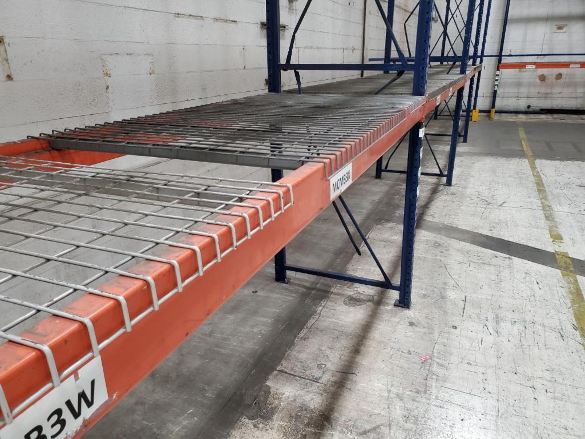 (14X) BAYS OF 20' X 42'' INTERLAKE TEAR DROP PALLET RACKING. 20' X 42'' UPRIGHTS, 138'' X 5'' BEAMS, - Image 3 of 9