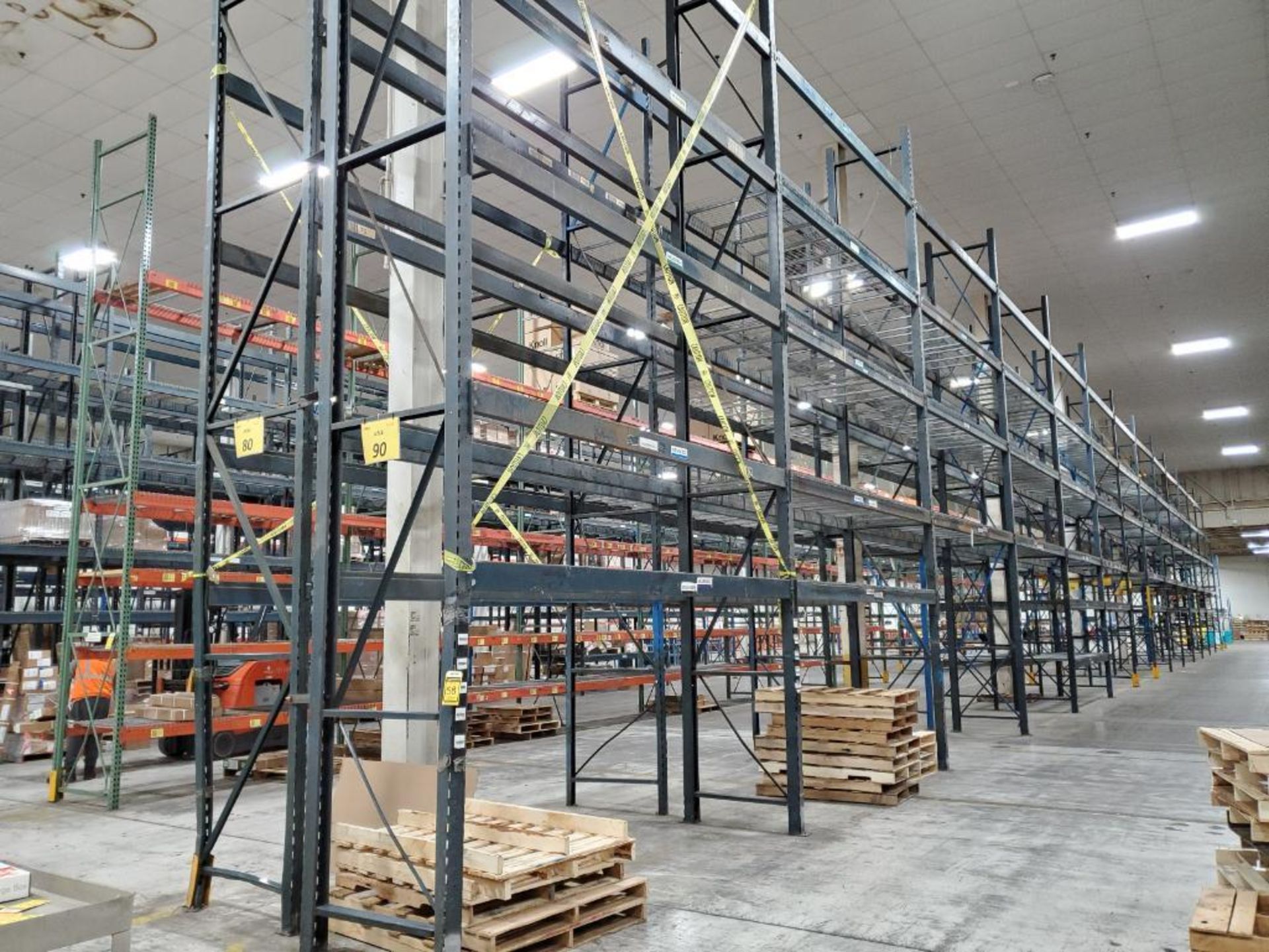 (28X) BAYS OF 20' X 42'' RIDG-U RAK SLOT/CLIP LOCK PALLET RACKING, 20' X 42'' UPRIGHTS, 12' X 5''