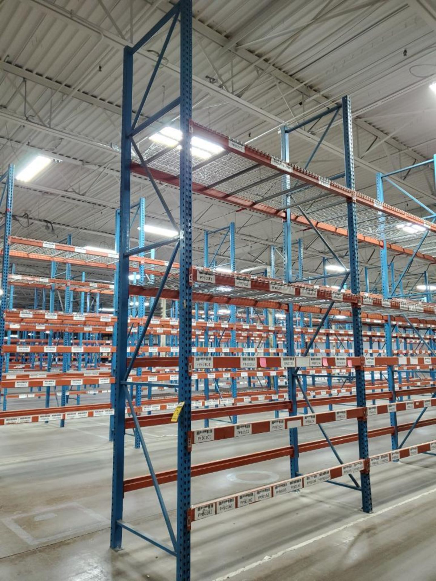 (9X) BAYS OF 16' X 42'' INTERLAKE TEAR DROP PALLET RACKING, 16' X 42'' UPRIGHTS, 138'' X 5'' - Image 2 of 5