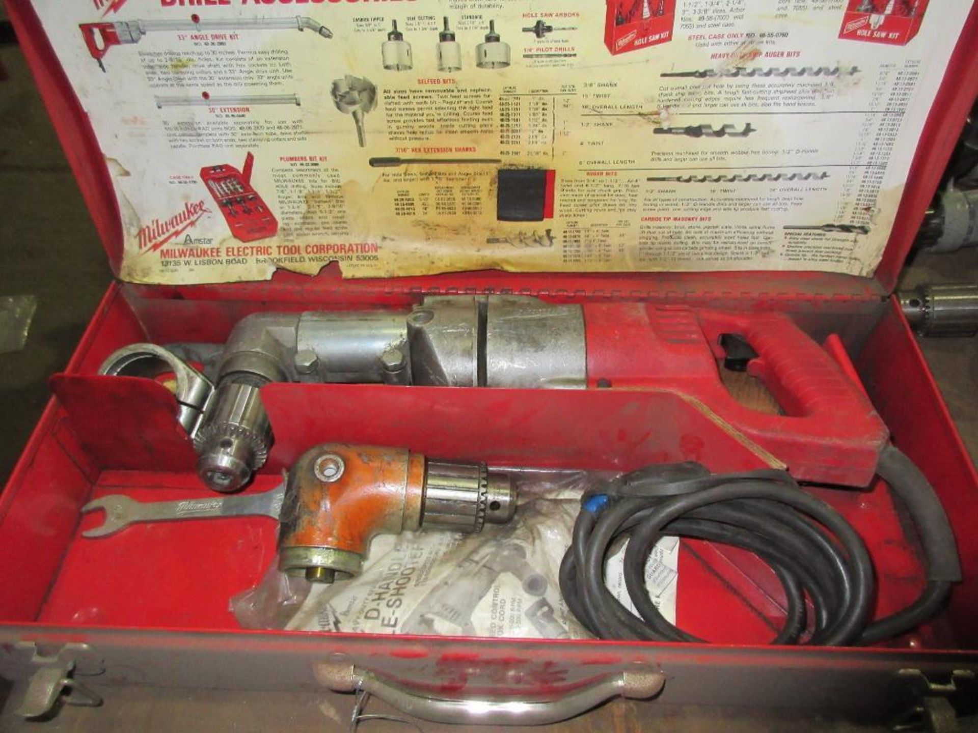 MILWAUKEE RIGHT ANGLE DRILL, 1/2'' CAP., 120 V., 7 AMP