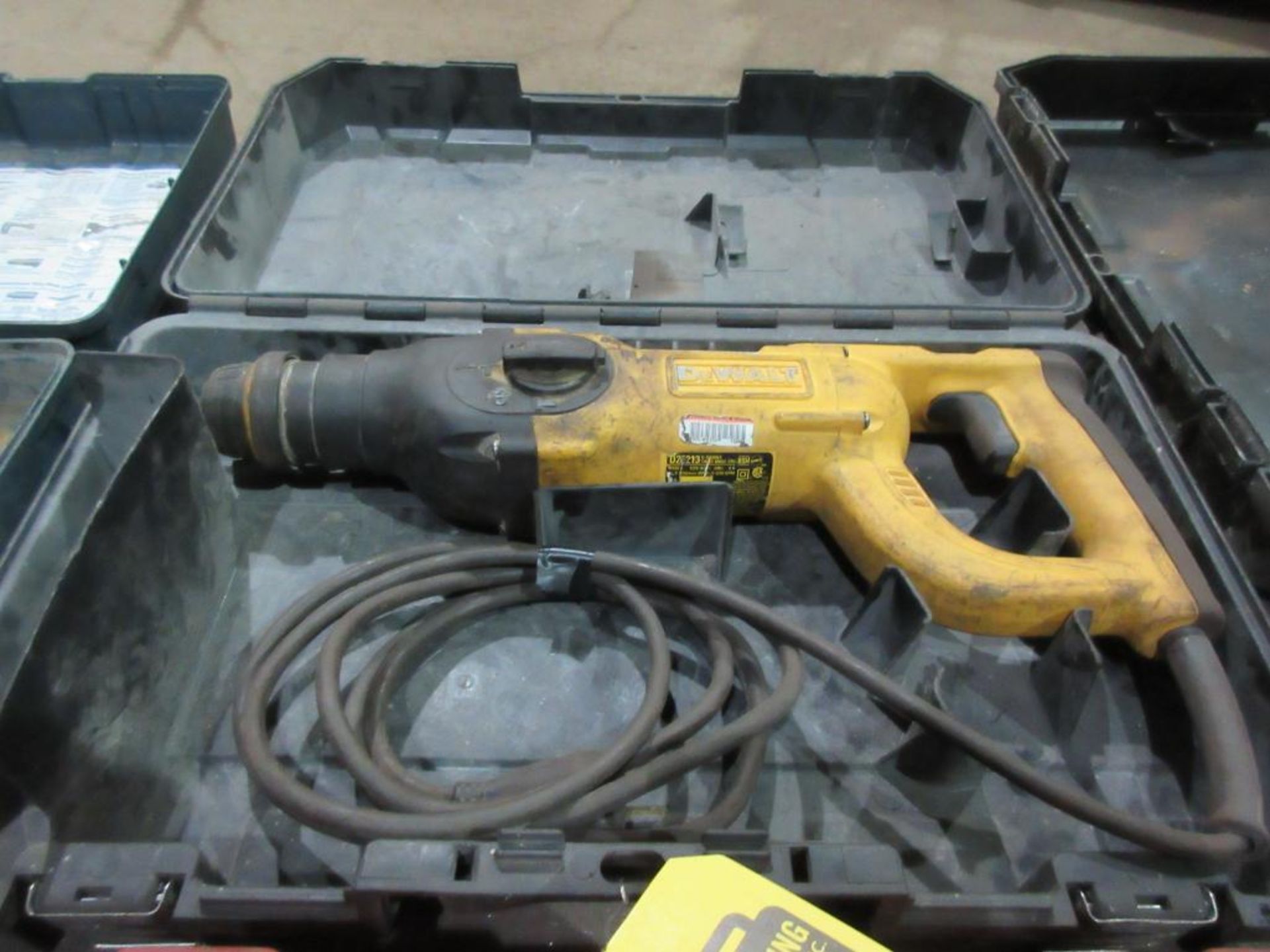 DEWALT D-HANDLE 3-MODE HAMMER DRILL, 120 V., SDS TYPE