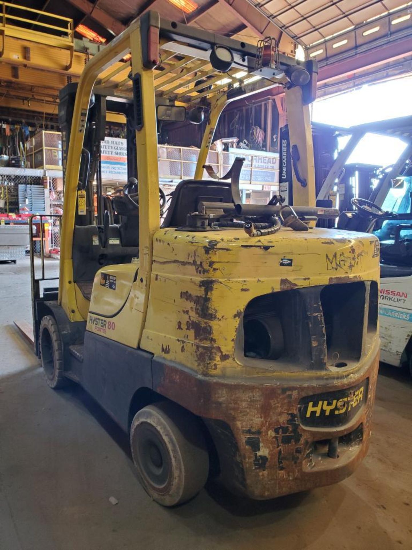 2015 HYSTER 8,000 LB FORK LIFT, MODEL S80FT, S/N J004V01954N, 5,404 HOURS, LP CUSHION TIRES, 3-STAGE - Image 8 of 11