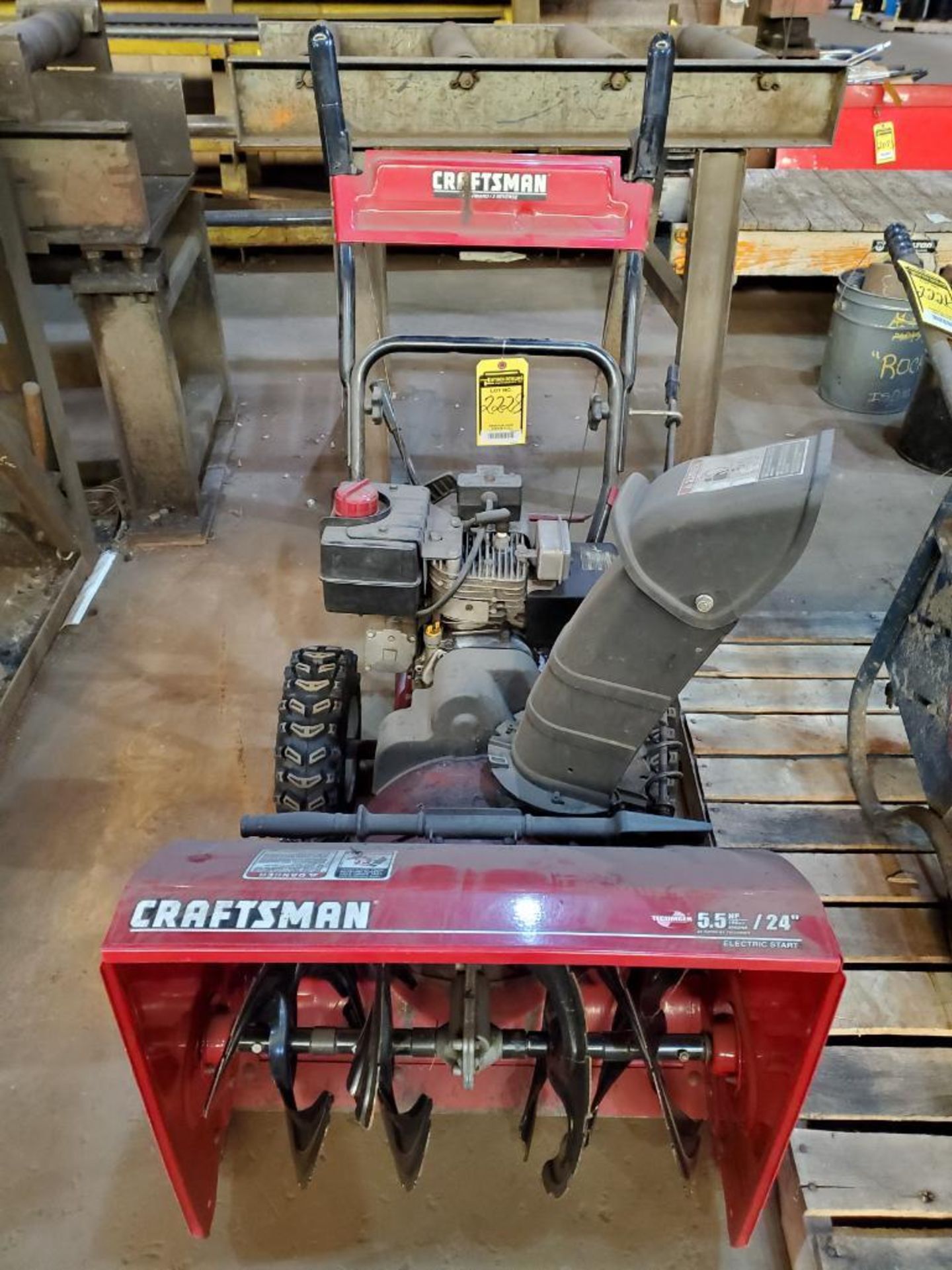 CRAFTSMAN SNOWBLOWER, 5.5 HP, 24'', ELECTRONIC START, 5-FORWARD 2-REVERSE