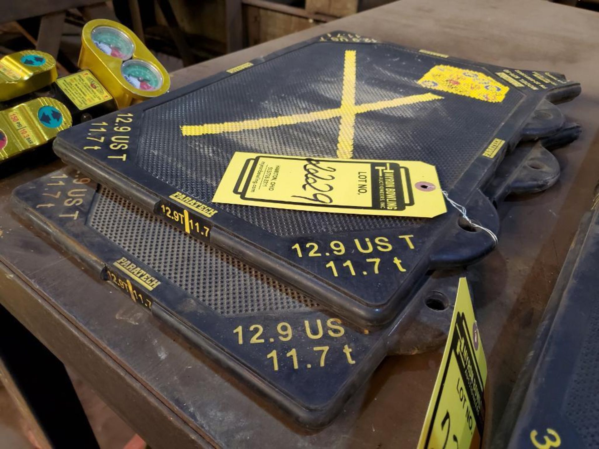 PARATECH AIR LIFTING BAGS, (2) MODEL KPI-32, 38-TON CAPACITY, 24'' X 24'', MAX HEIGHT 13'', (2) MODE - Image 4 of 6