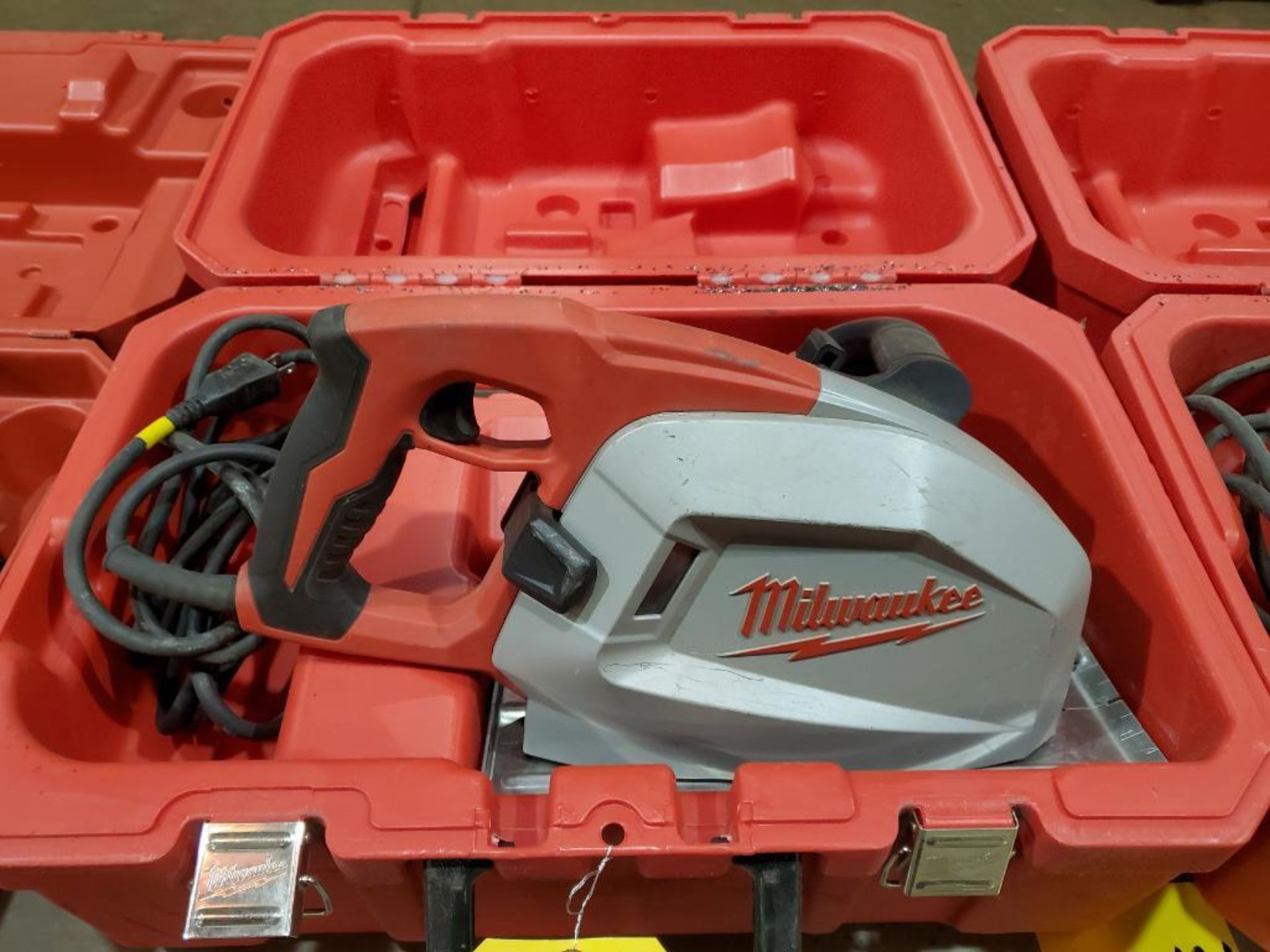 (2) MILWAUKEE 8'' METAL CUTTING SAWS, MODEL 6470-20-21, 110 V. - Image 3 of 4