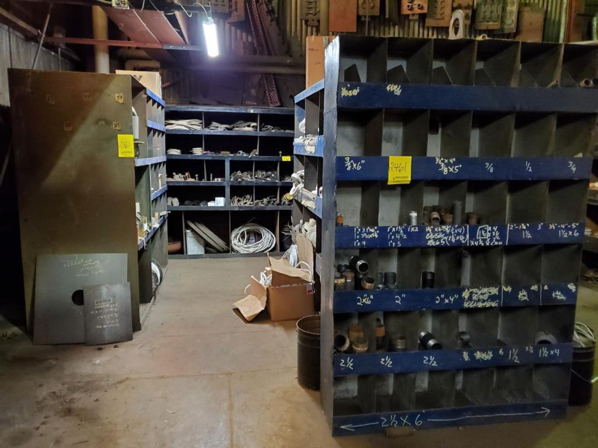 LARGE QUANTITY OF PIPE FITTINGS, FUSES, CHILL RINGS, PLANT SUPPORT AND SHELVING UNITS - Bild 5 aus 25