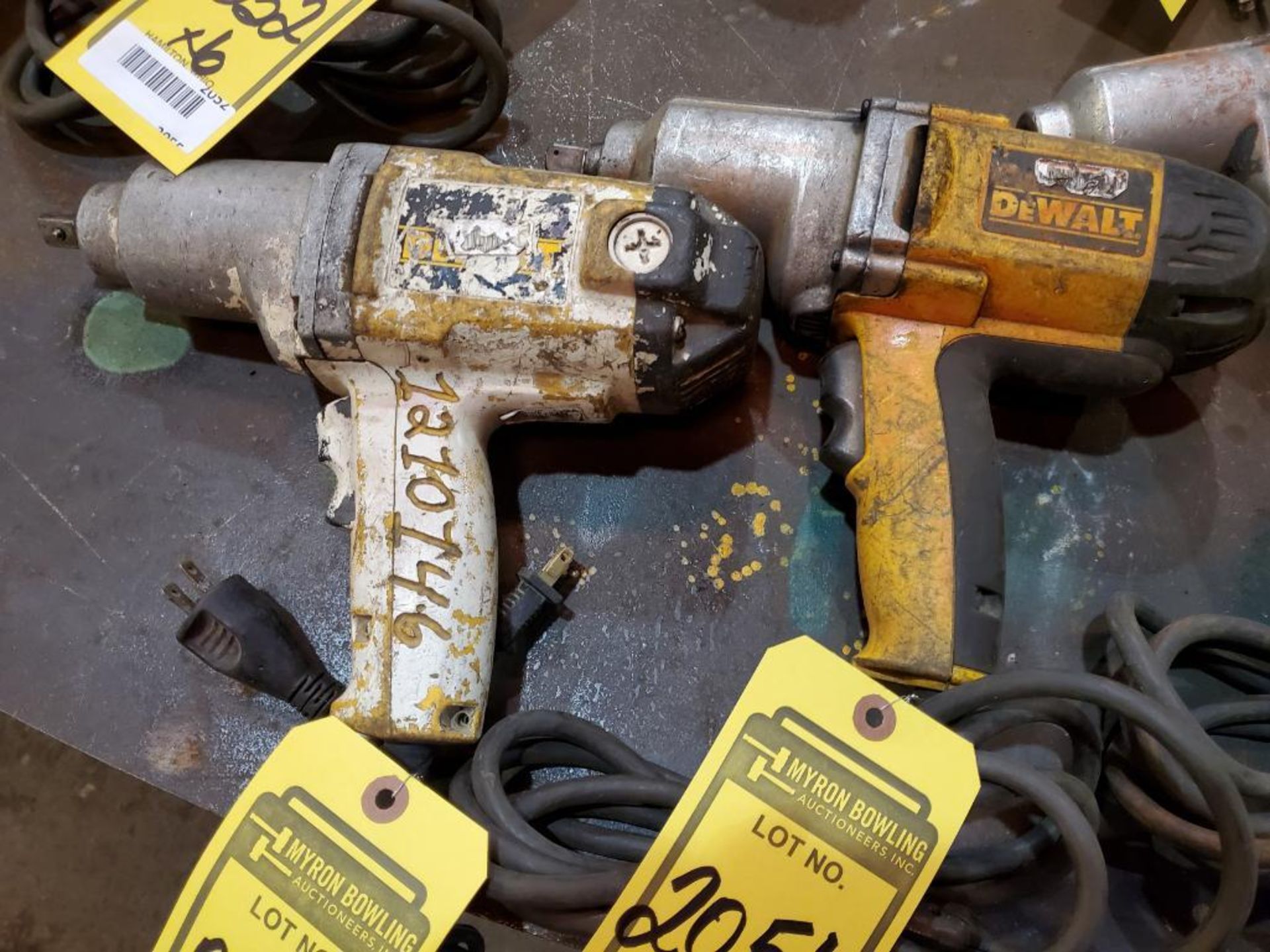 (6) DEWALT 1/2'' DRIVE IMPACTS - Bild 7 aus 10