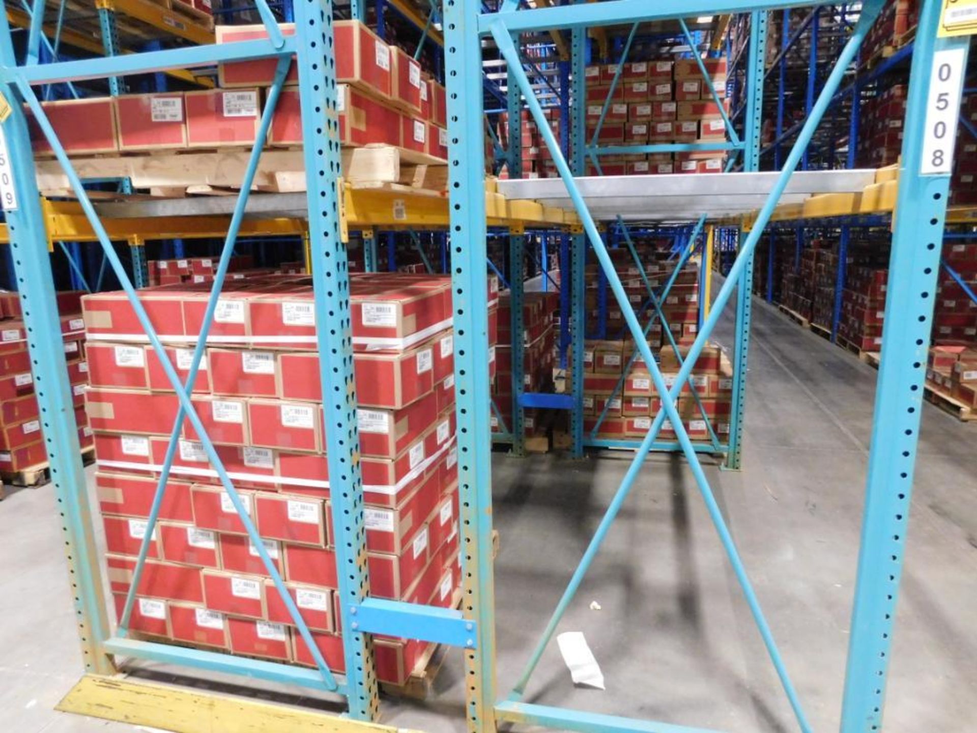 (24X) SECTIONS UNITED STEEL PRODUCTS & SPEEDRACK TEARDROP TYPE PALLET RACKING, (26) 42'' X 34' - Image 3 of 4