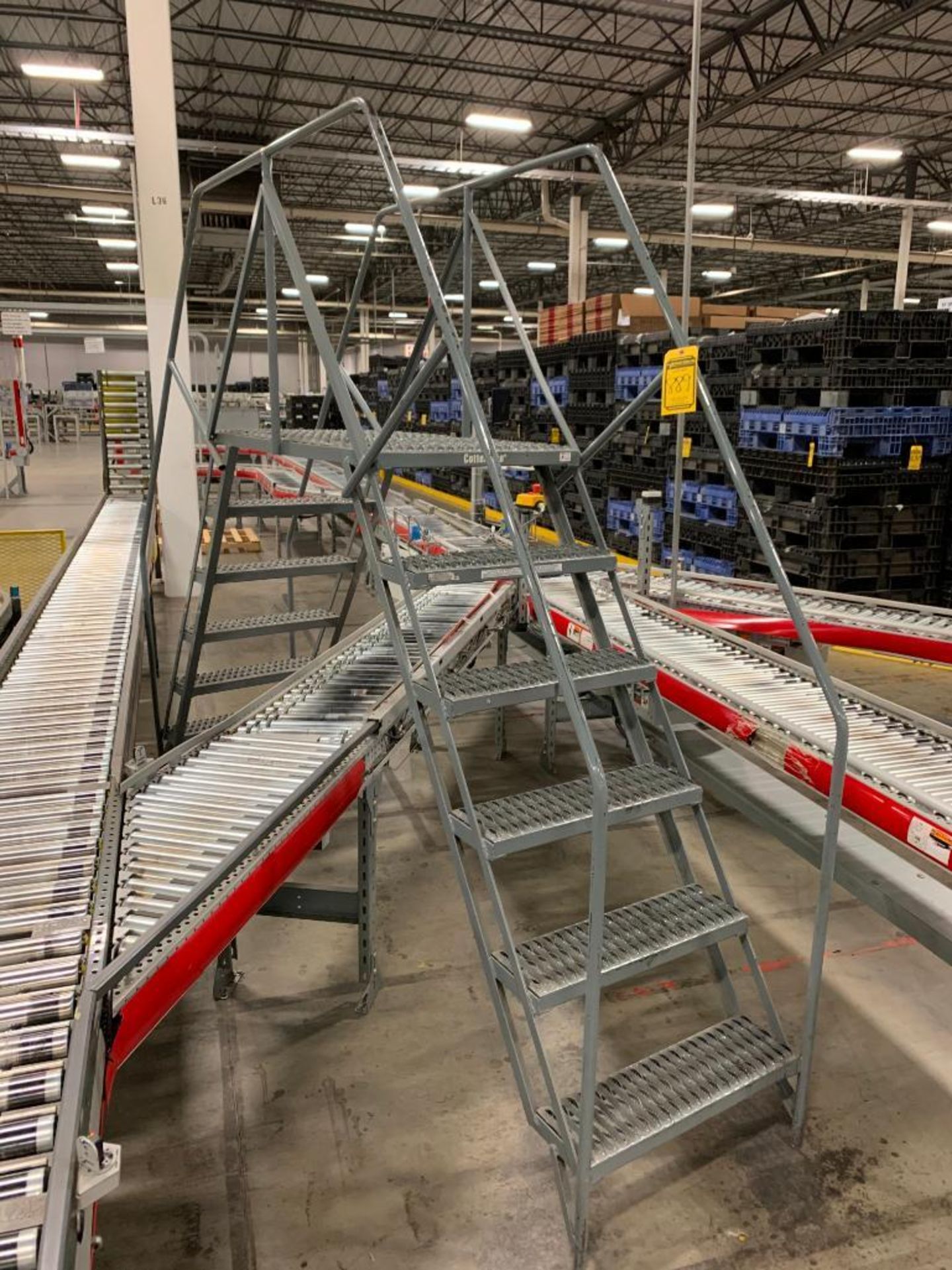 (5) VARIOUS SIZED COTTERMAN CROSSOVER STAIRS AND STEP LADDERS
