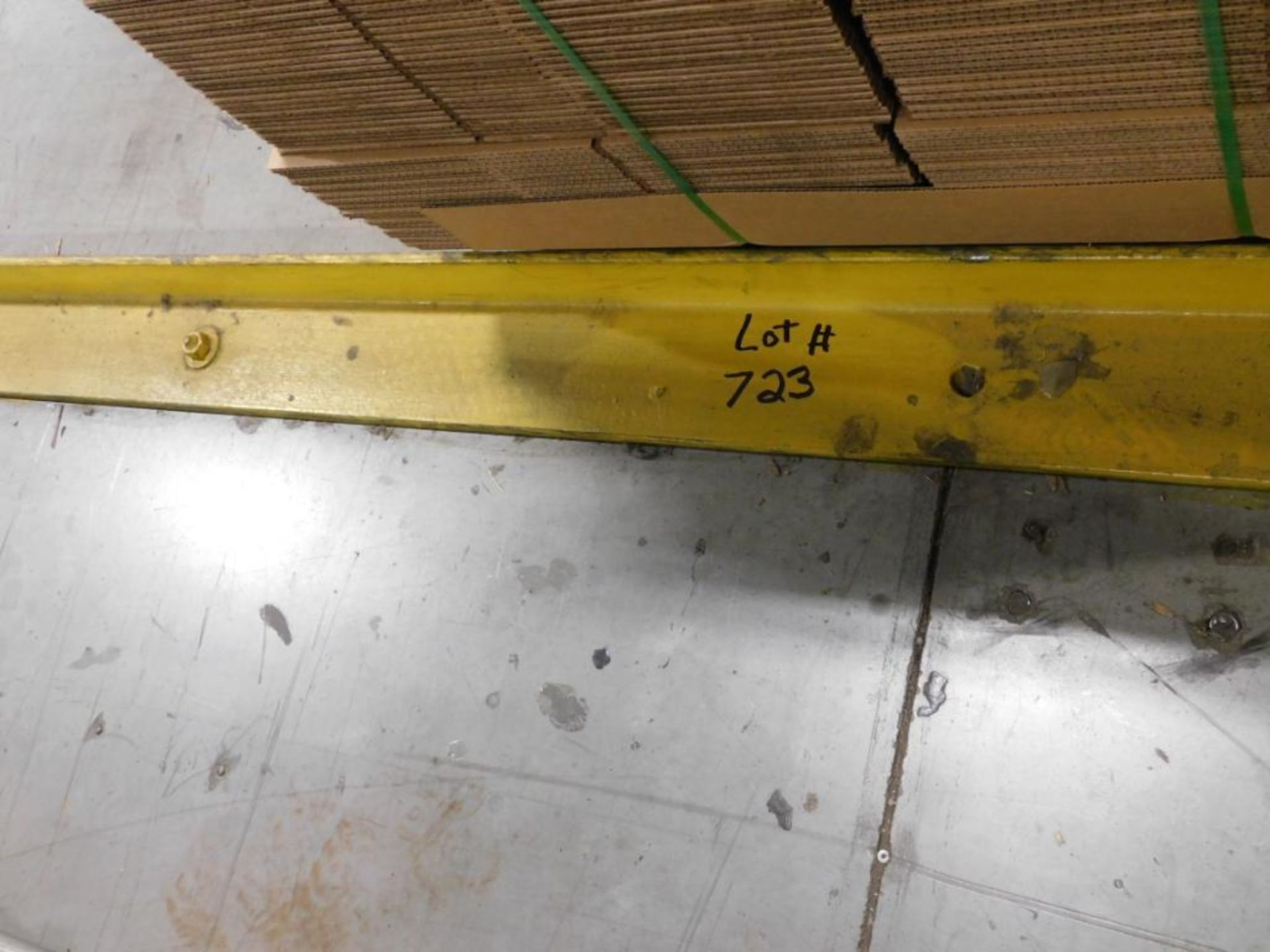 LOT OF ASSORTED SIZE GUARDRAIL: 59' OF 3'' X 3'', 155' OF 4'' X 4'', 176' OF 4'' X 6'', 69' OF - Image 4 of 7
