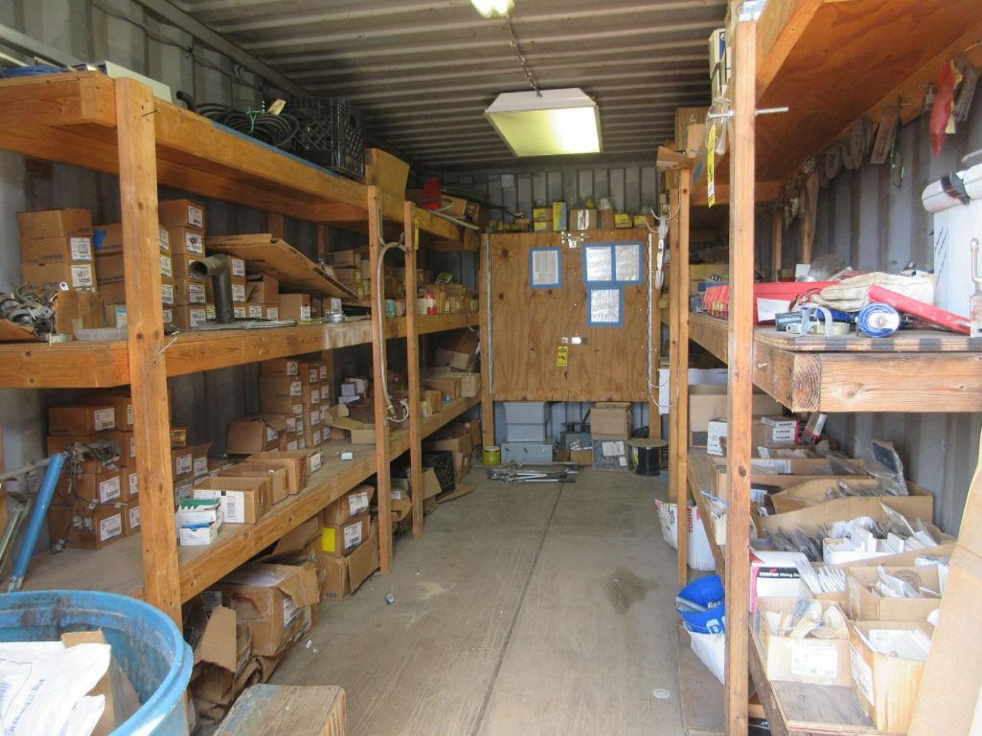 20' SHIPPING CONTAINER W/ CONTENTS: ELECTRICAL SUPPLIES, BUSHINGS, TERMINALS, FUSES, COVER PLATES, - Image 4 of 21