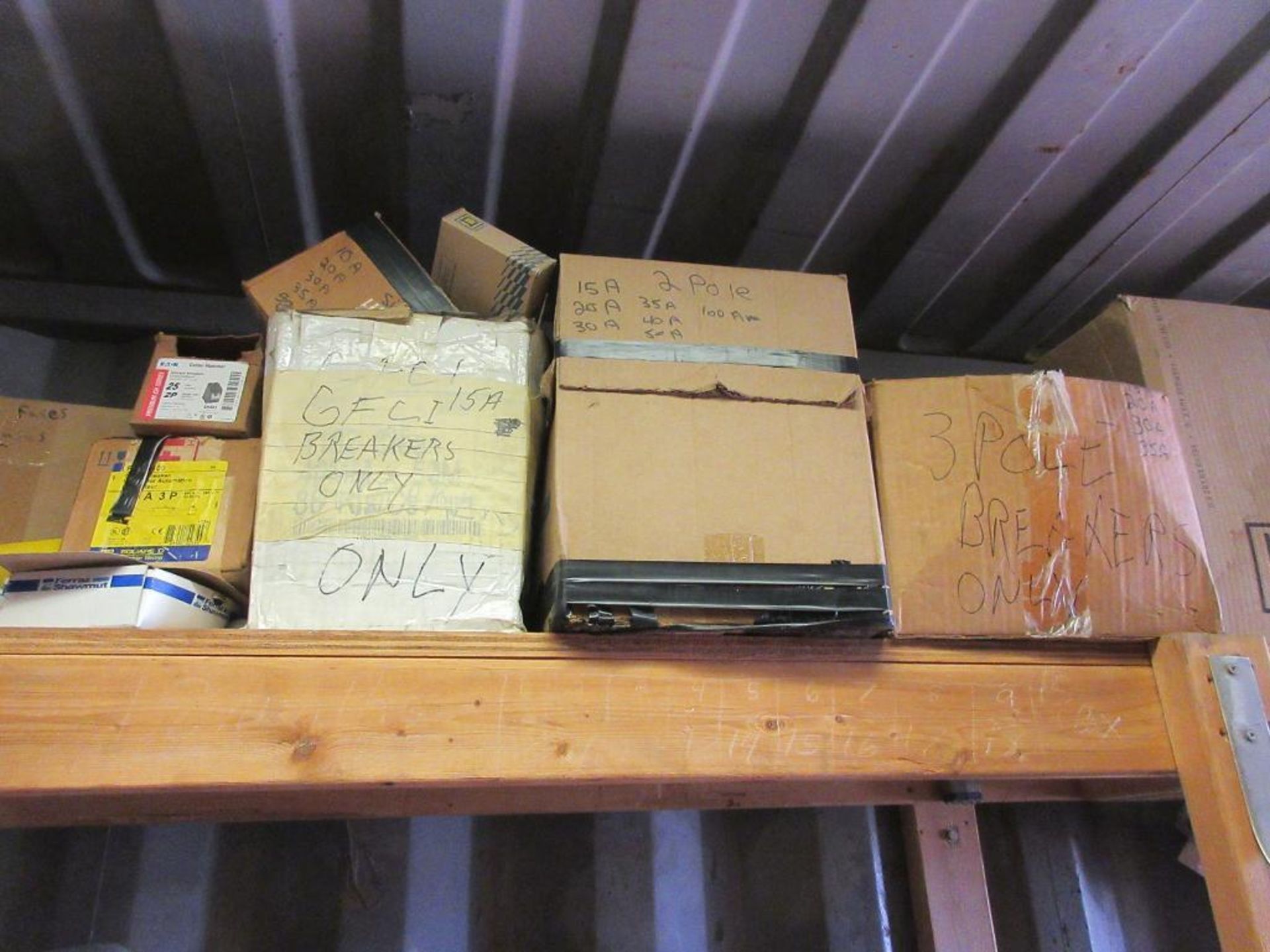 20' SHIPPING CONTAINER W/ CONTENTS: ELECTRICAL SUPPLIES, BUSHINGS, TERMINALS, FUSES, COVER PLATES, - Image 18 of 21