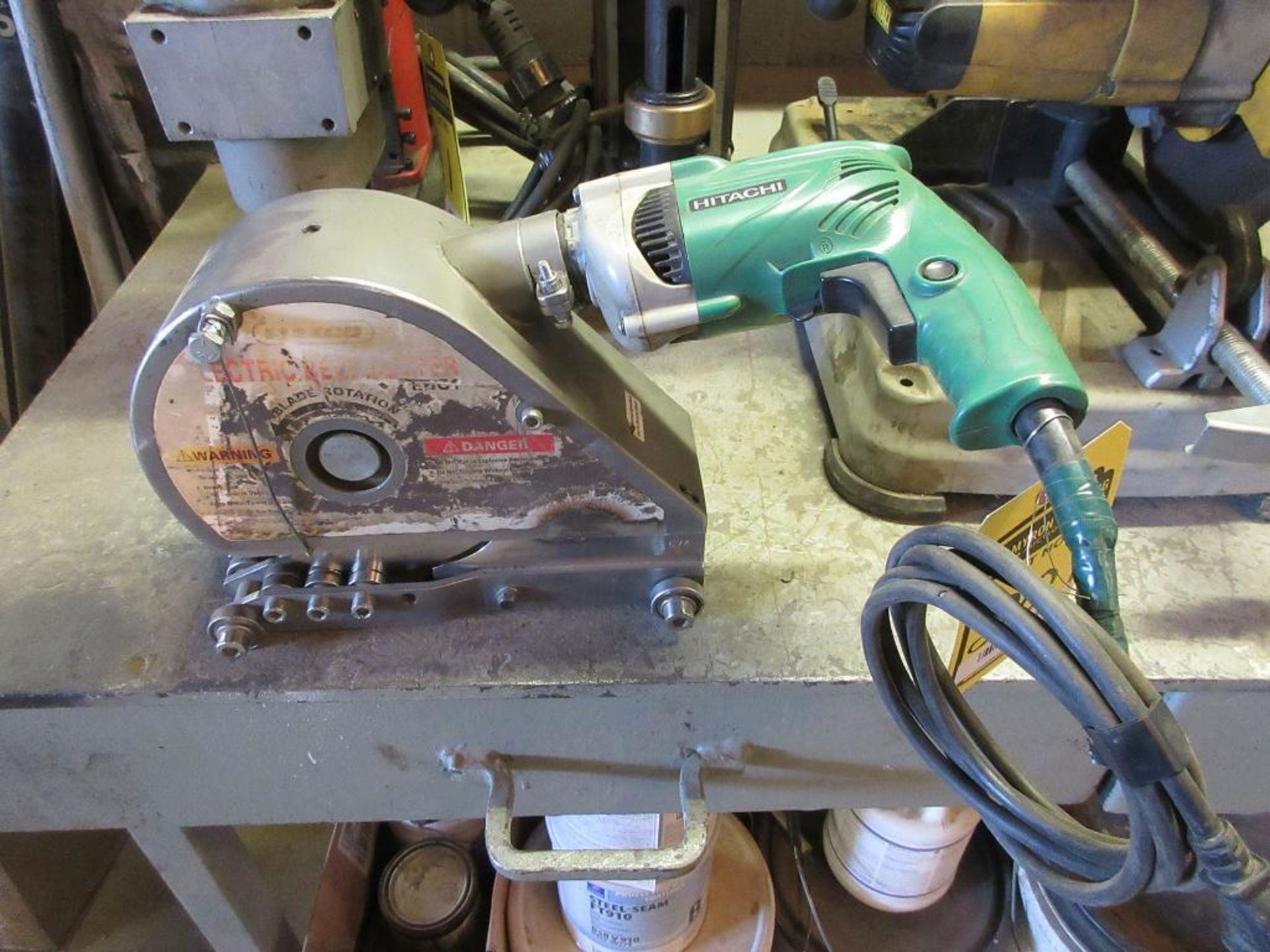 FLEXCO BELT CUTTER, HITACHI POWER UNIT, 120 V.