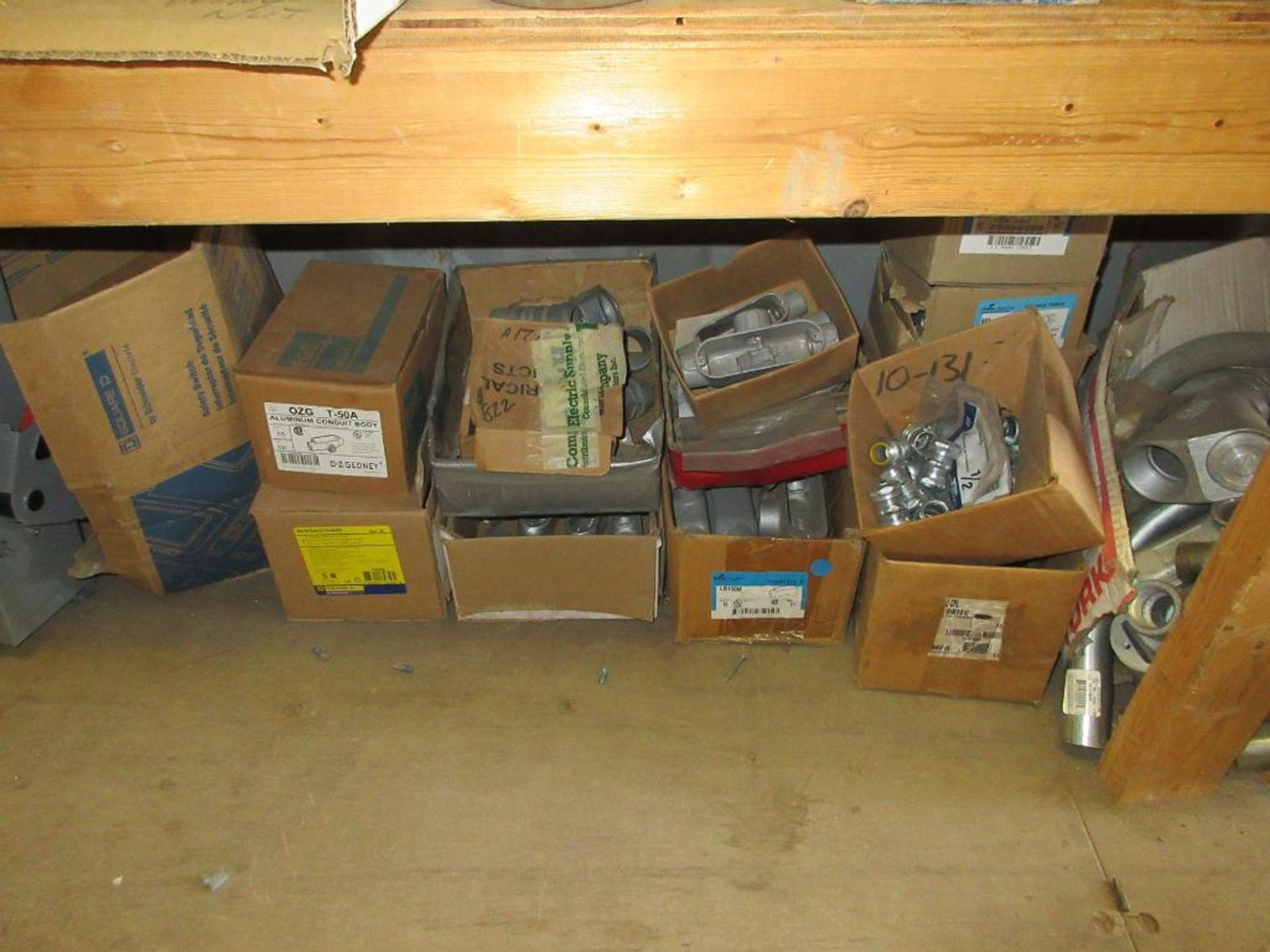 20' SHIPPING CONTAINER W/ CONTENTS: ELECTRICAL SUPPLIES, BUSHINGS, TERMINALS, FUSES, COVER PLATES, - Image 11 of 21