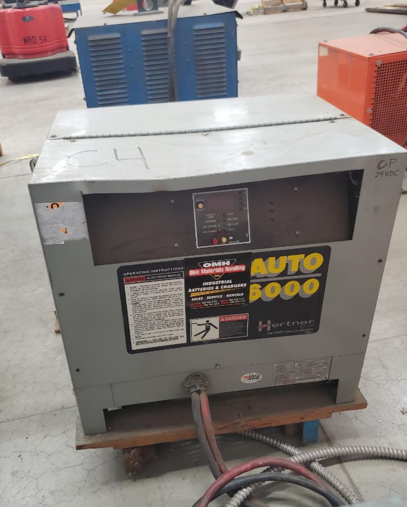 HERTNER BATTERY CHANGER; SW12-865 ***LOCATED AT 13000 DARICE PARKWAY, STRONGSVILLE, OH**