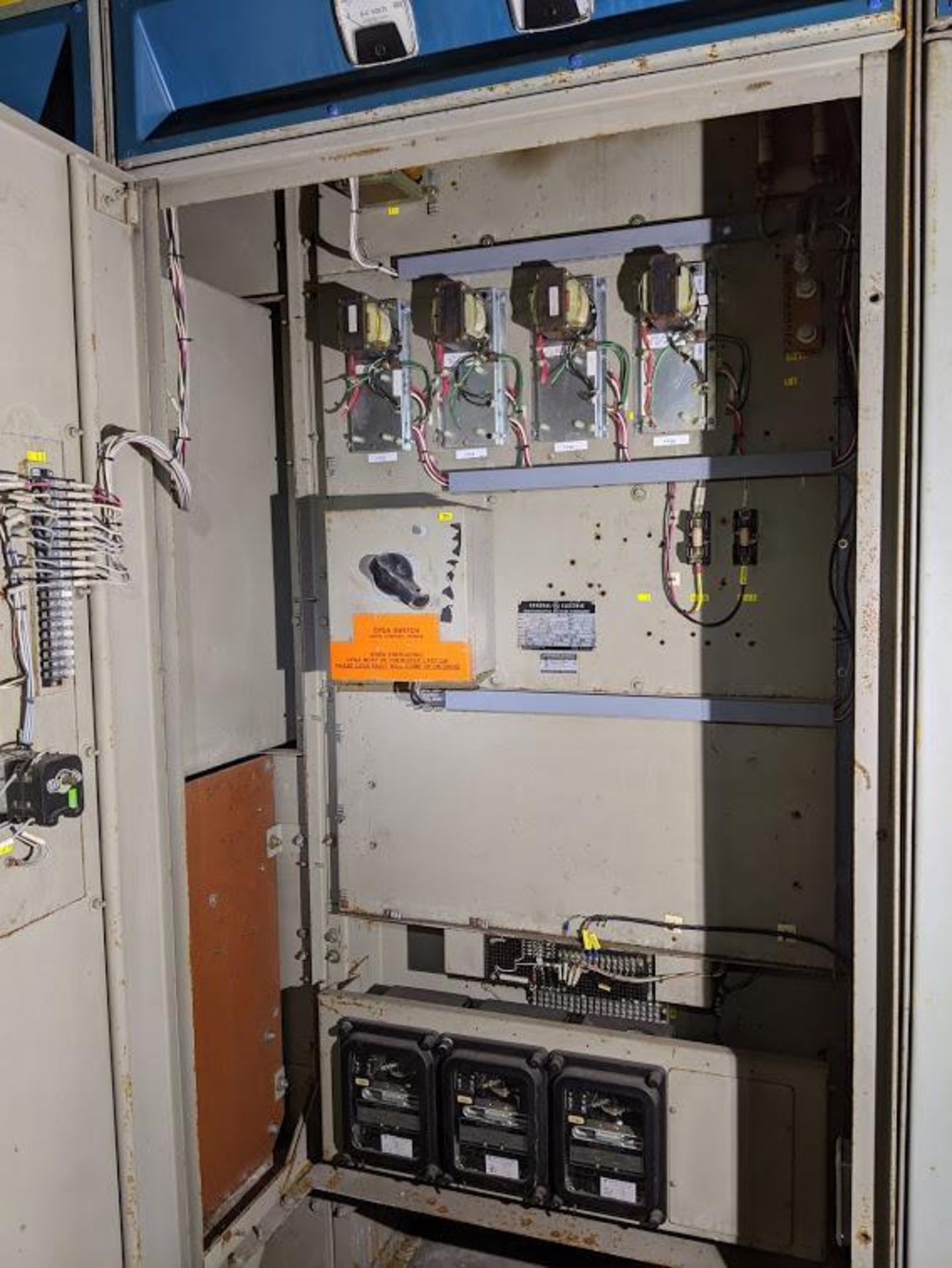 6X SECTIONS OF GE CONTROL PANELS EXCLUDES BREAKERS - Image 10 of 11