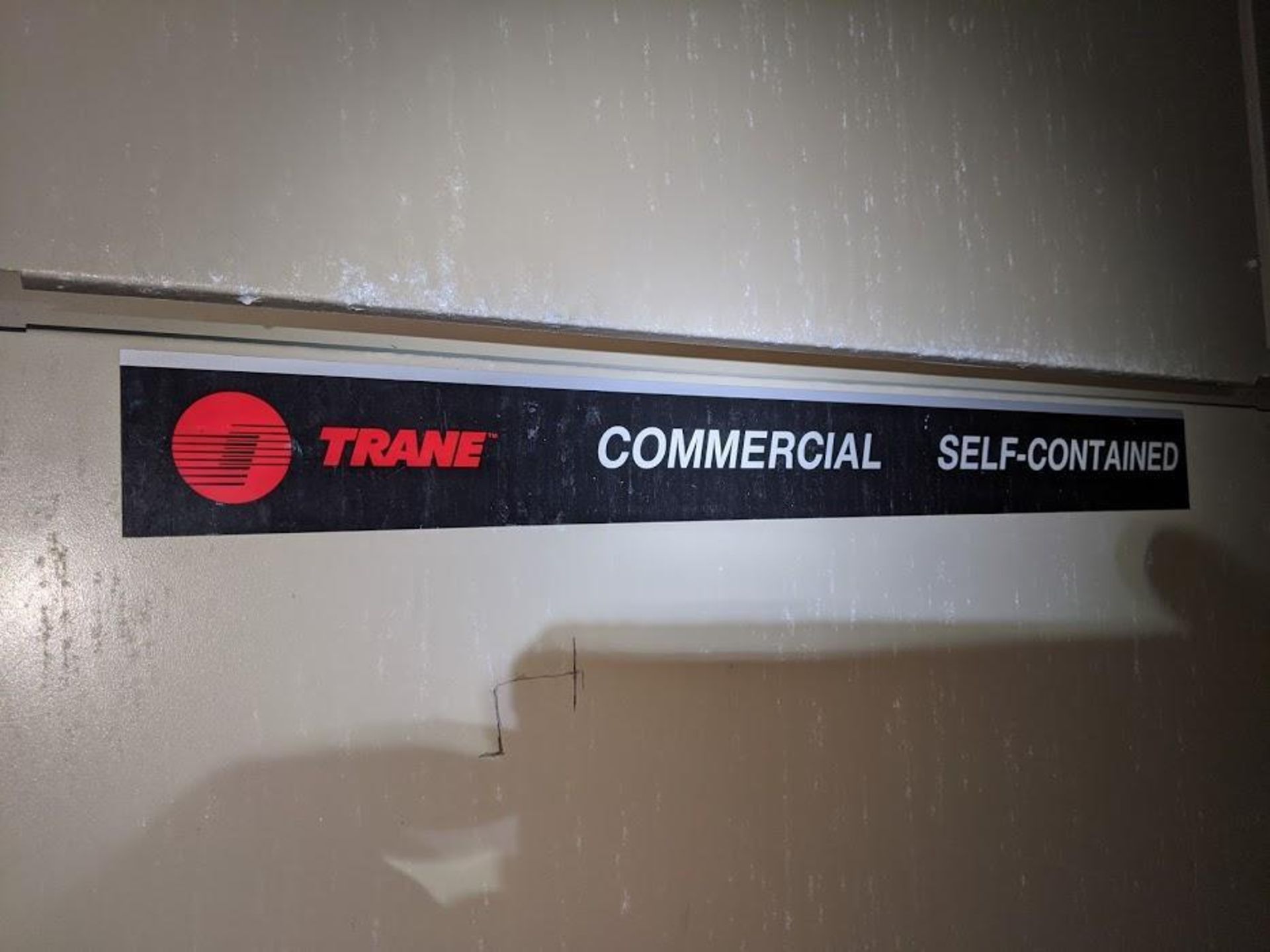 TRANE SELF CONTAINED COMMERCIAL 10 TON AC UNIT SCWC02540L031101151000202BAR0BJ - Image 3 of 3