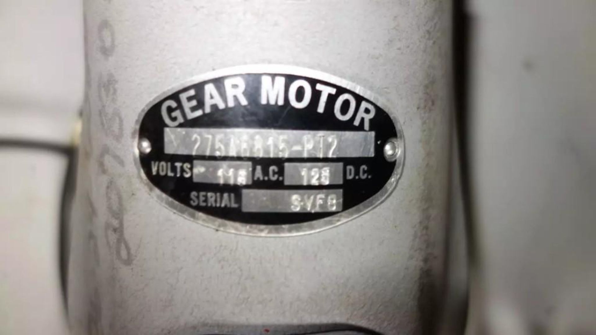 275A6815-PT2 115V-AC 125V-DC GEAR MOTOR - Image 2 of 3