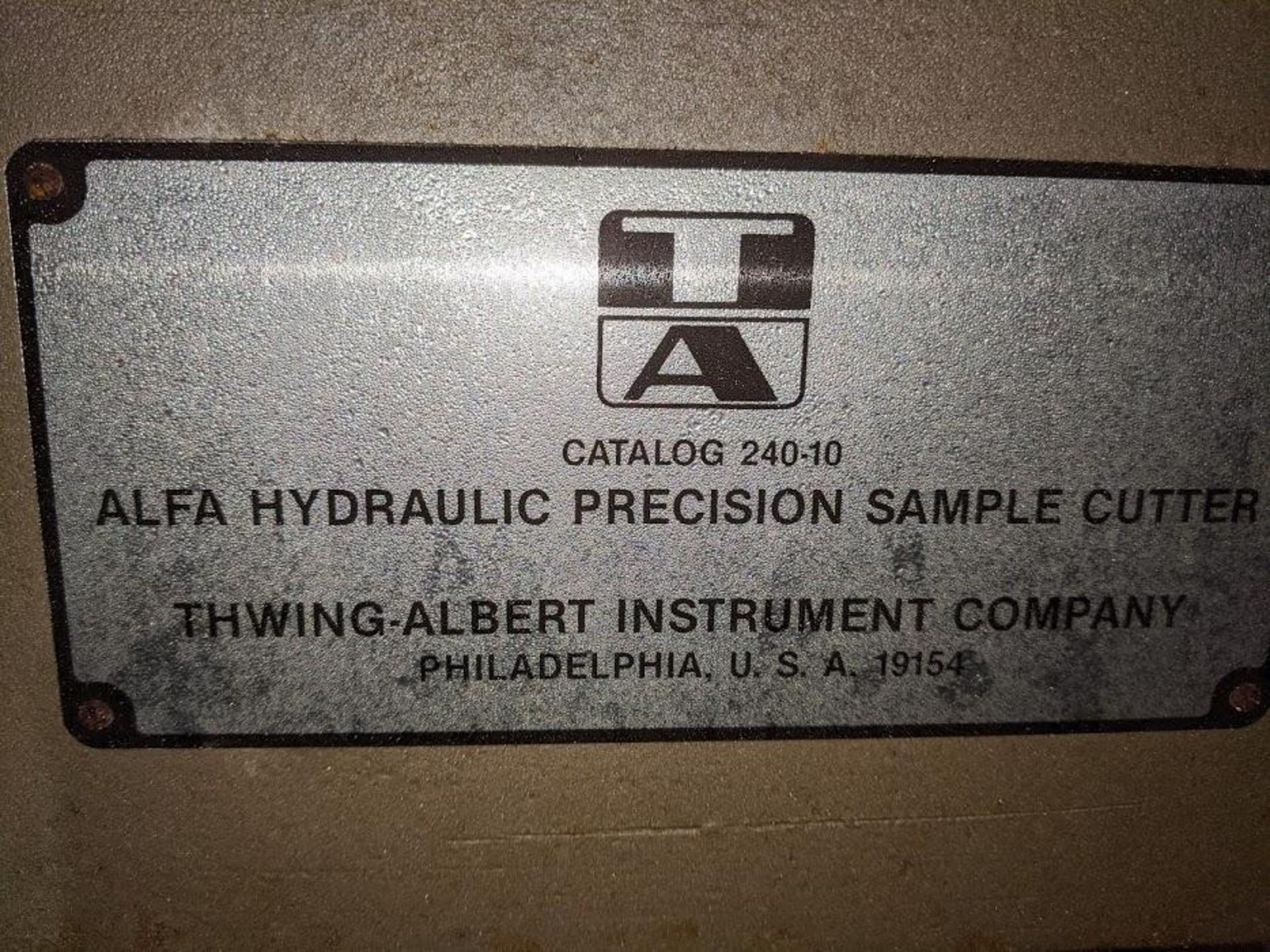 ALPHA HYDRAULIC PRECISION SAMPLE CUTTER 240-10 110V - Bild 2 aus 2