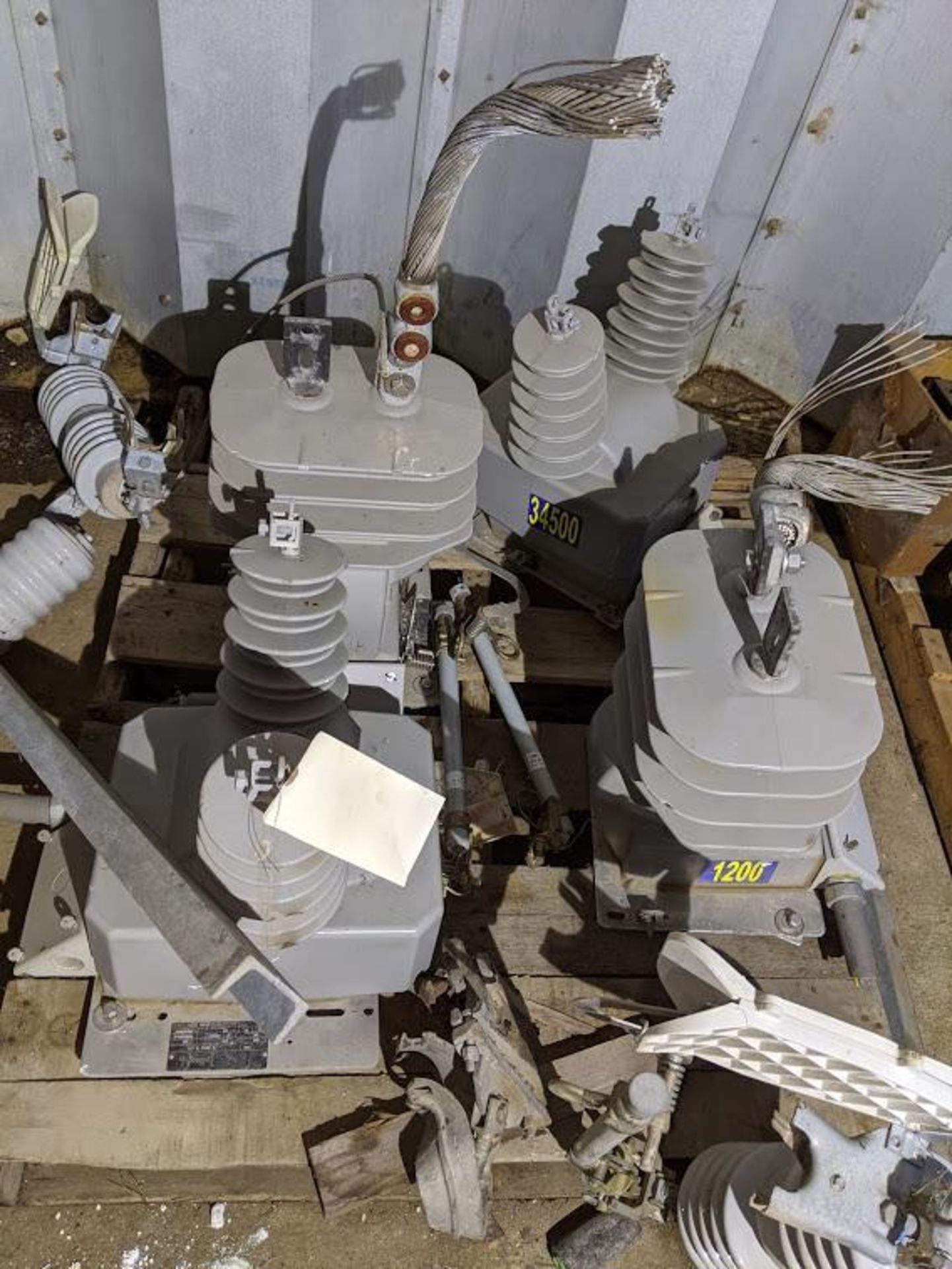 1 PALLET OF ABB VOLTAGE TRANSFORMERS AND OTHER PARTS