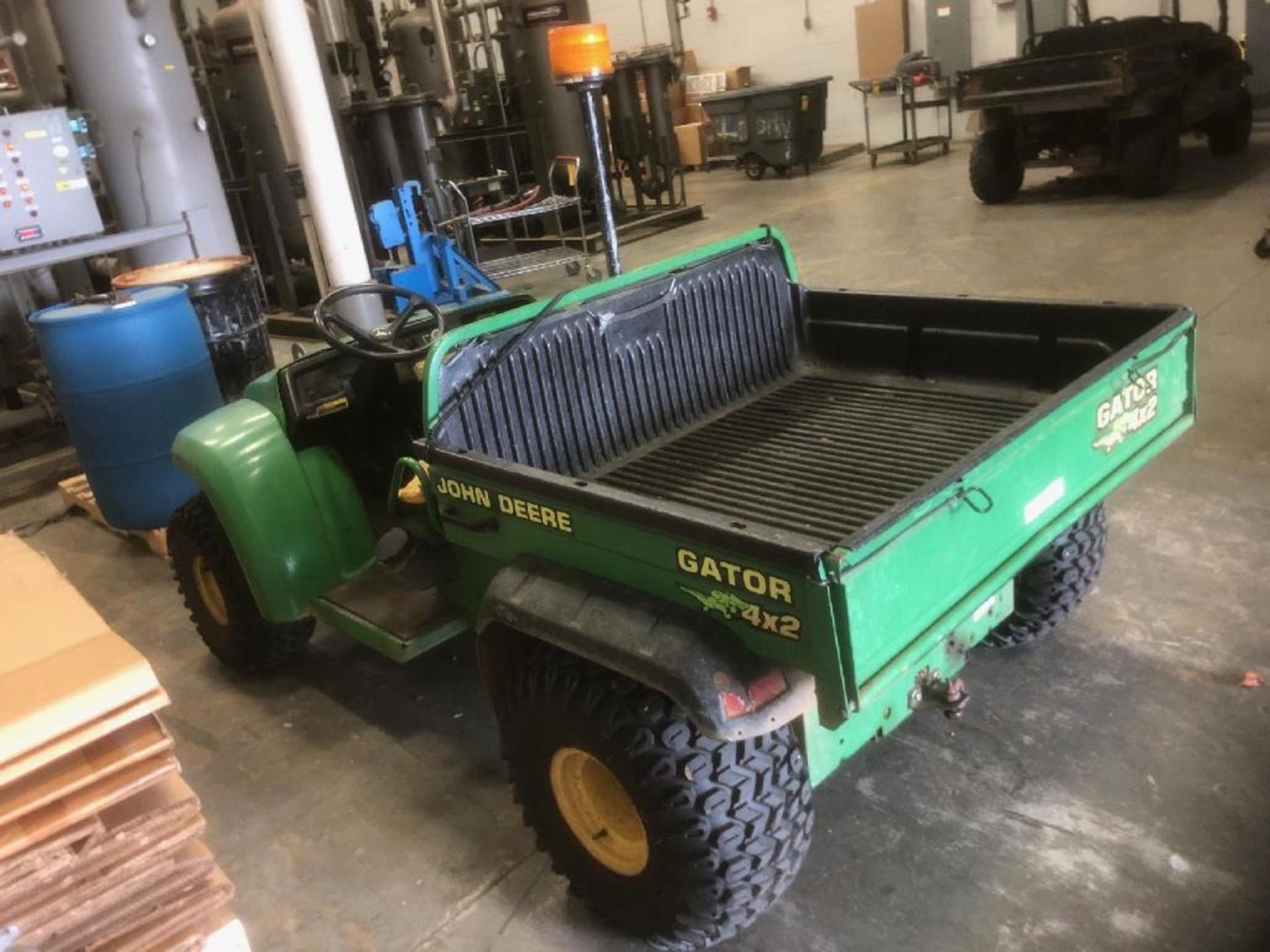 JOHN DEERE GATOR 4X2, DUMP BED, 3,914 HOURS  ***DELAYED REMOVAL UNTIL AUGUST 1ST, BUYER WILL BE - Image 4 of 4