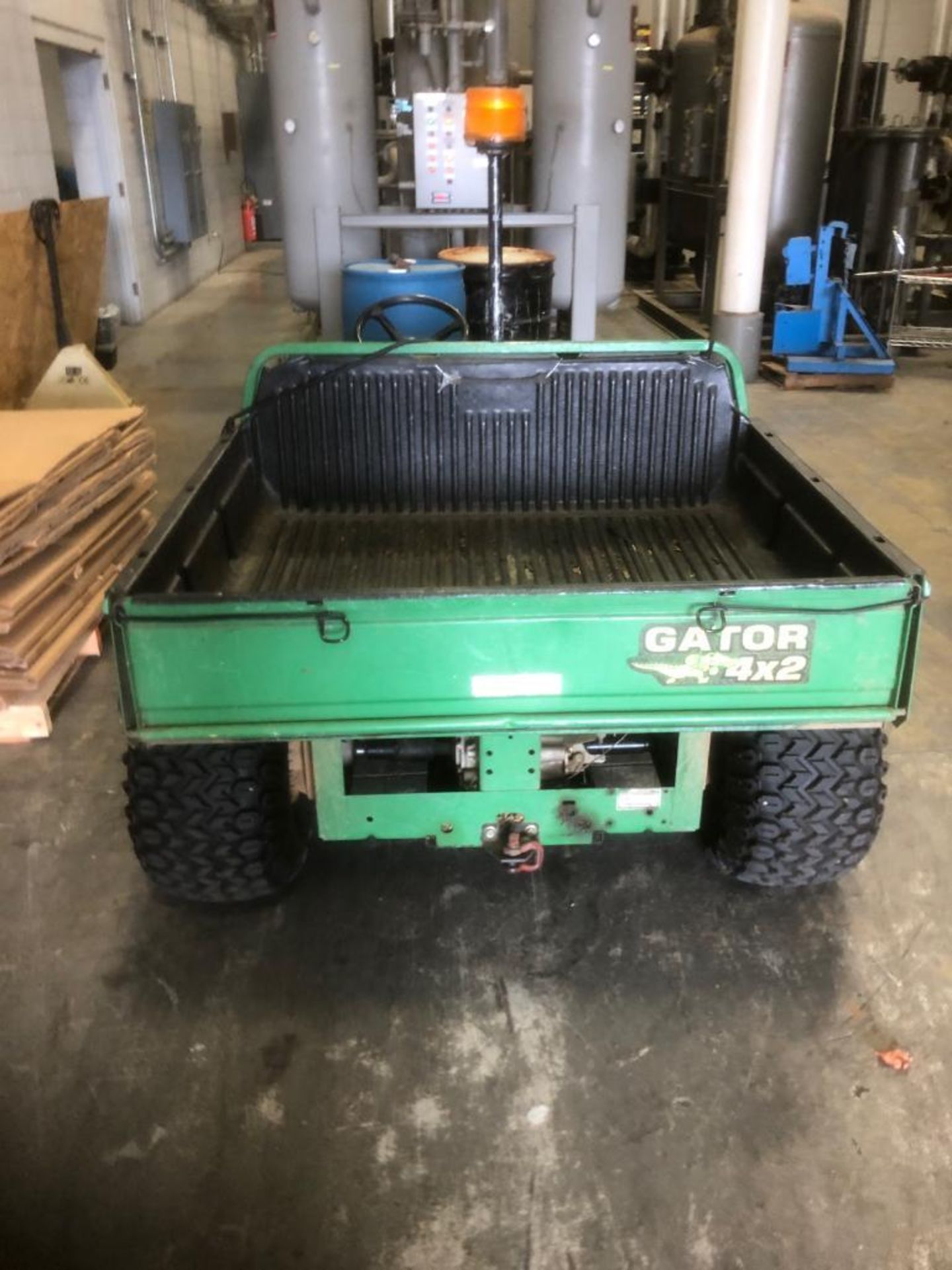 JOHN DEERE GATOR 4X2, DUMP BED, 3,914 HOURS  ***DELAYED REMOVAL UNTIL AUGUST 1ST, BUYER WILL BE - Image 3 of 4