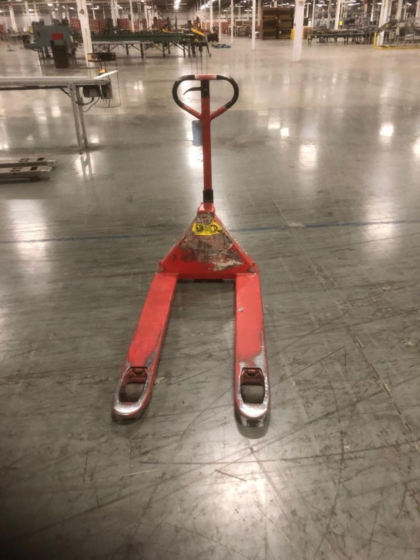 RAYMOND 5,500 LB. PALLET JACK - Image 2 of 3