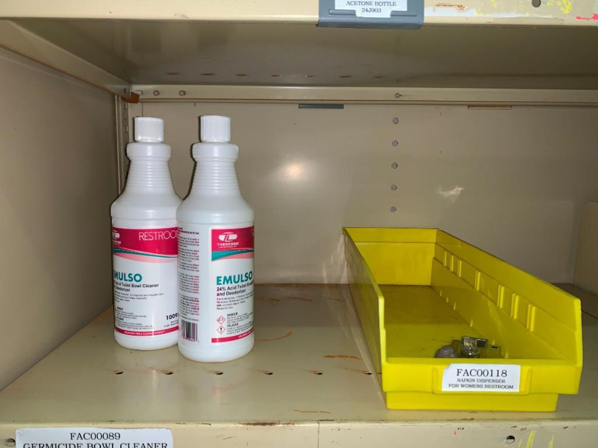 SHELVING WITH CONTENTS: GLOVES, SPRAY BOTTLES ASSORTED PARTS, CHAIN LUBE, HAND SANITIZER, CAN - Image 25 of 35