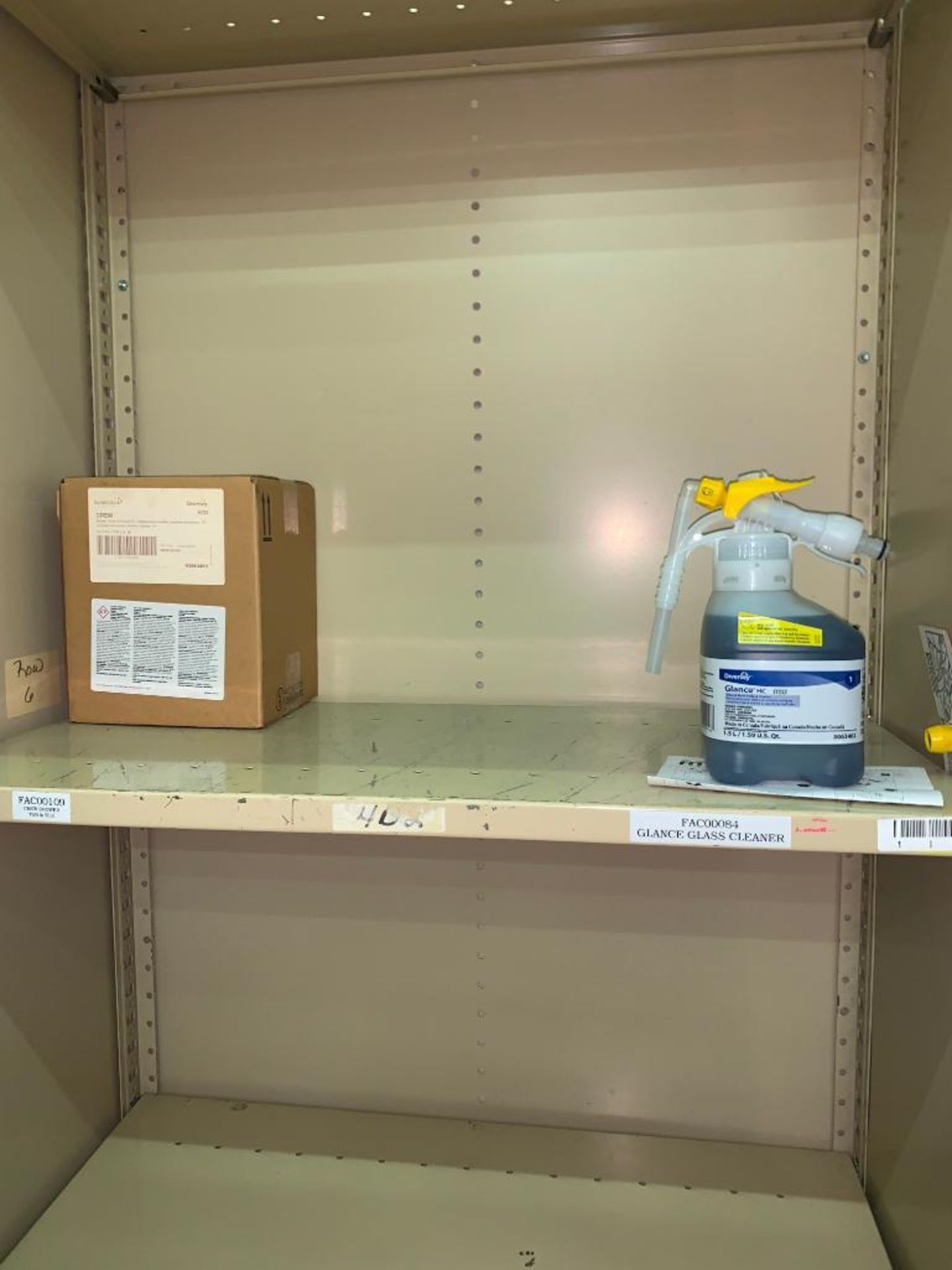 SHELVING WITH CONTENTS: GLOVES, SPRAY BOTTLES ASSORTED PARTS, CHAIN LUBE, HAND SANITIZER, CAN - Image 21 of 35