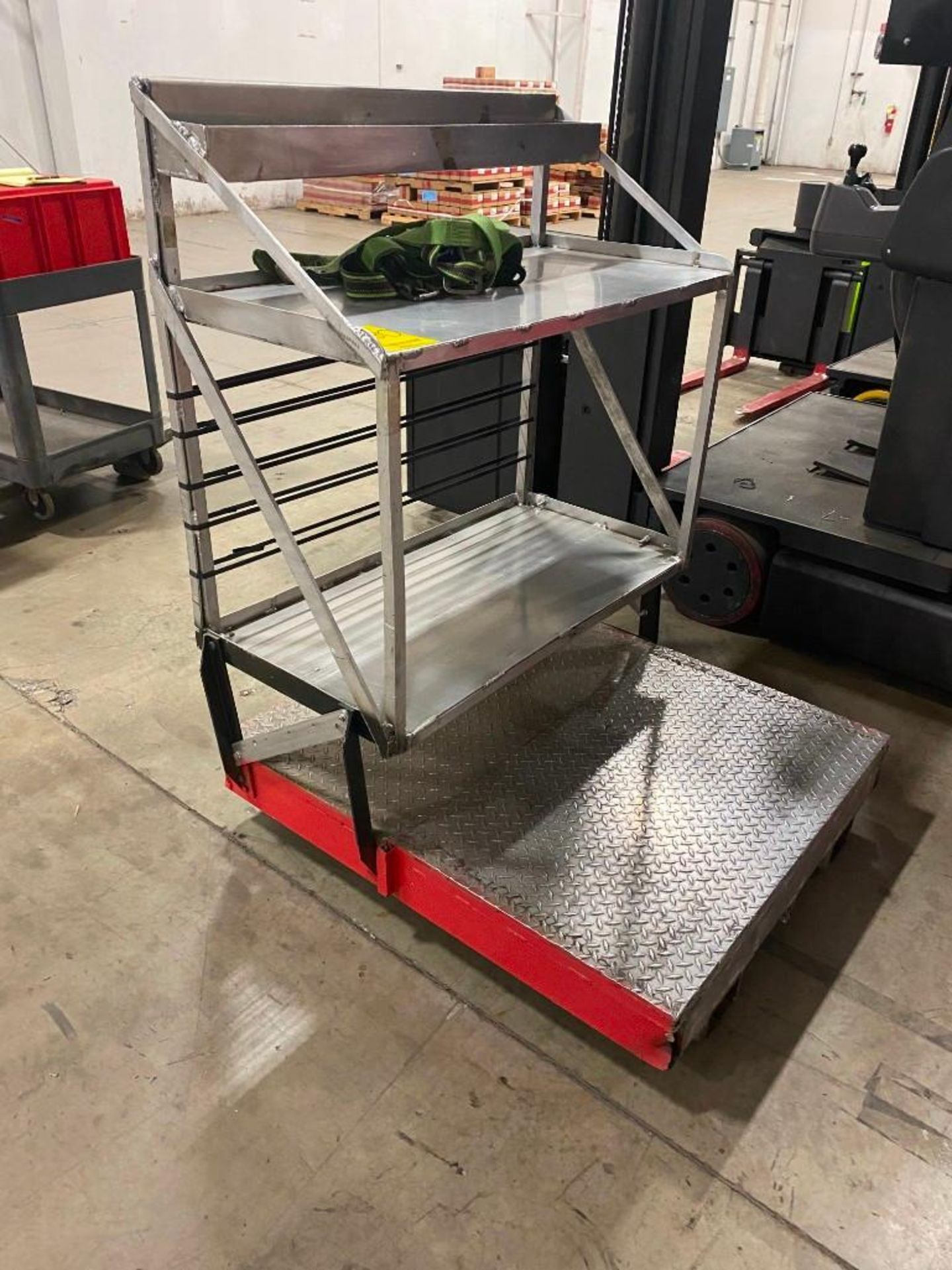 MAN PLATFORM FOR ORDER PICKER