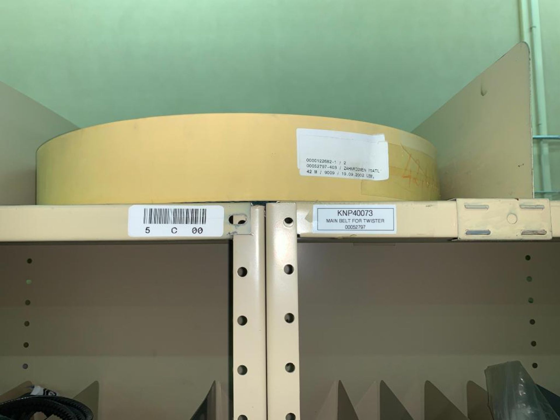 SHELVING WITH CONTENTS: BELTS, BEARINGS - Image 10 of 28